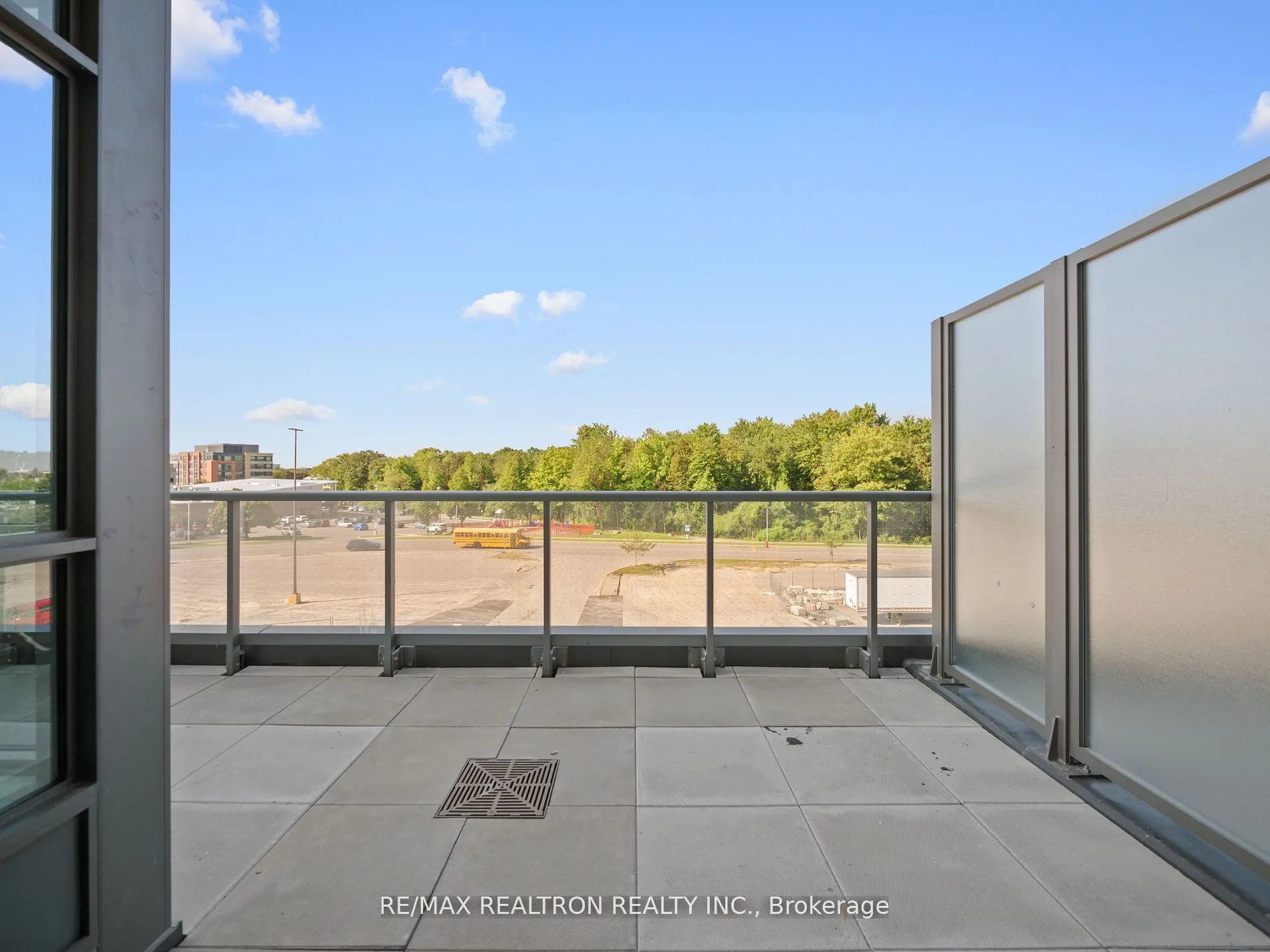 30 UPPER MALL Way, #A-209