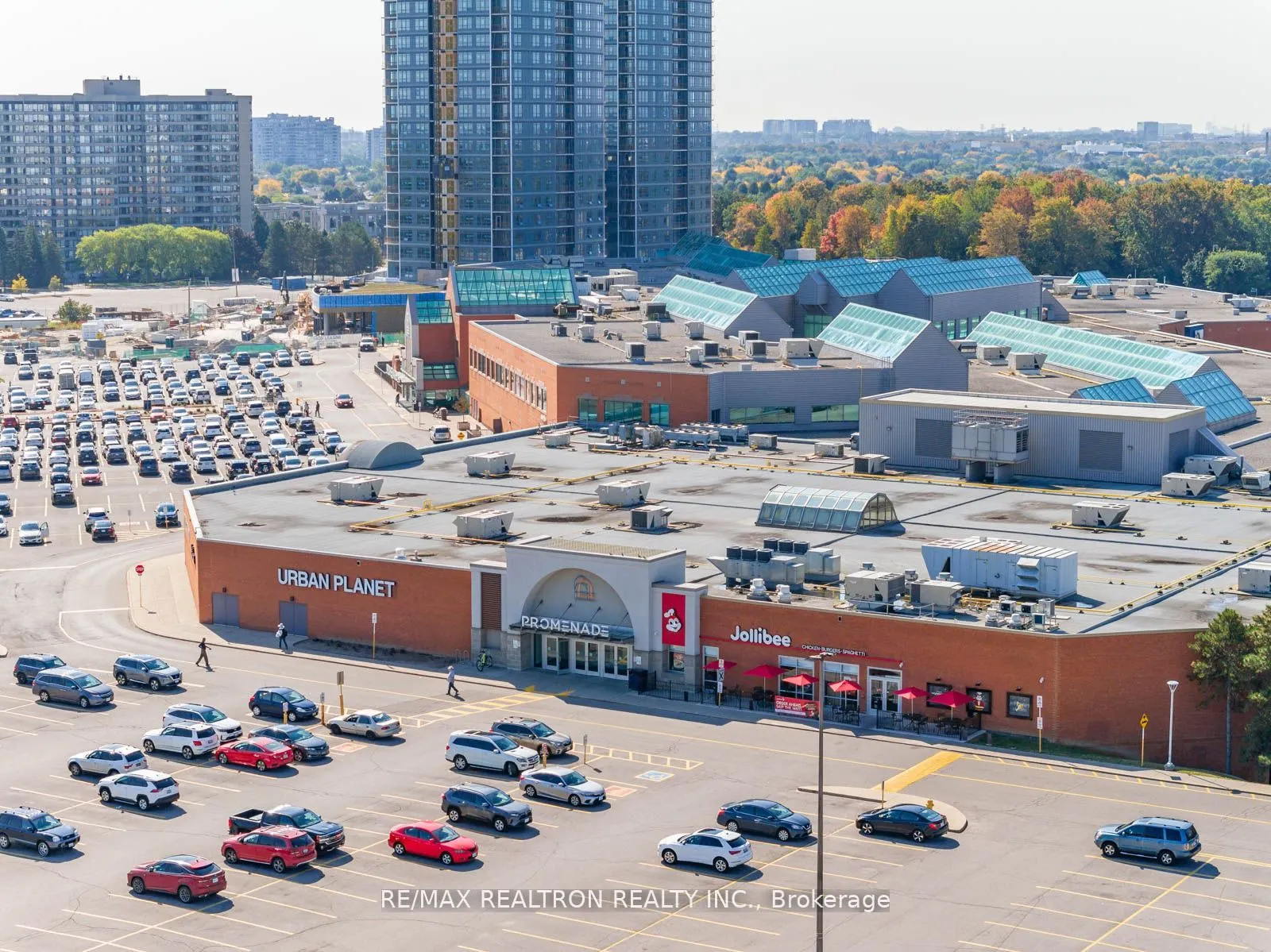 30 UPPER MALL Way, #A-209