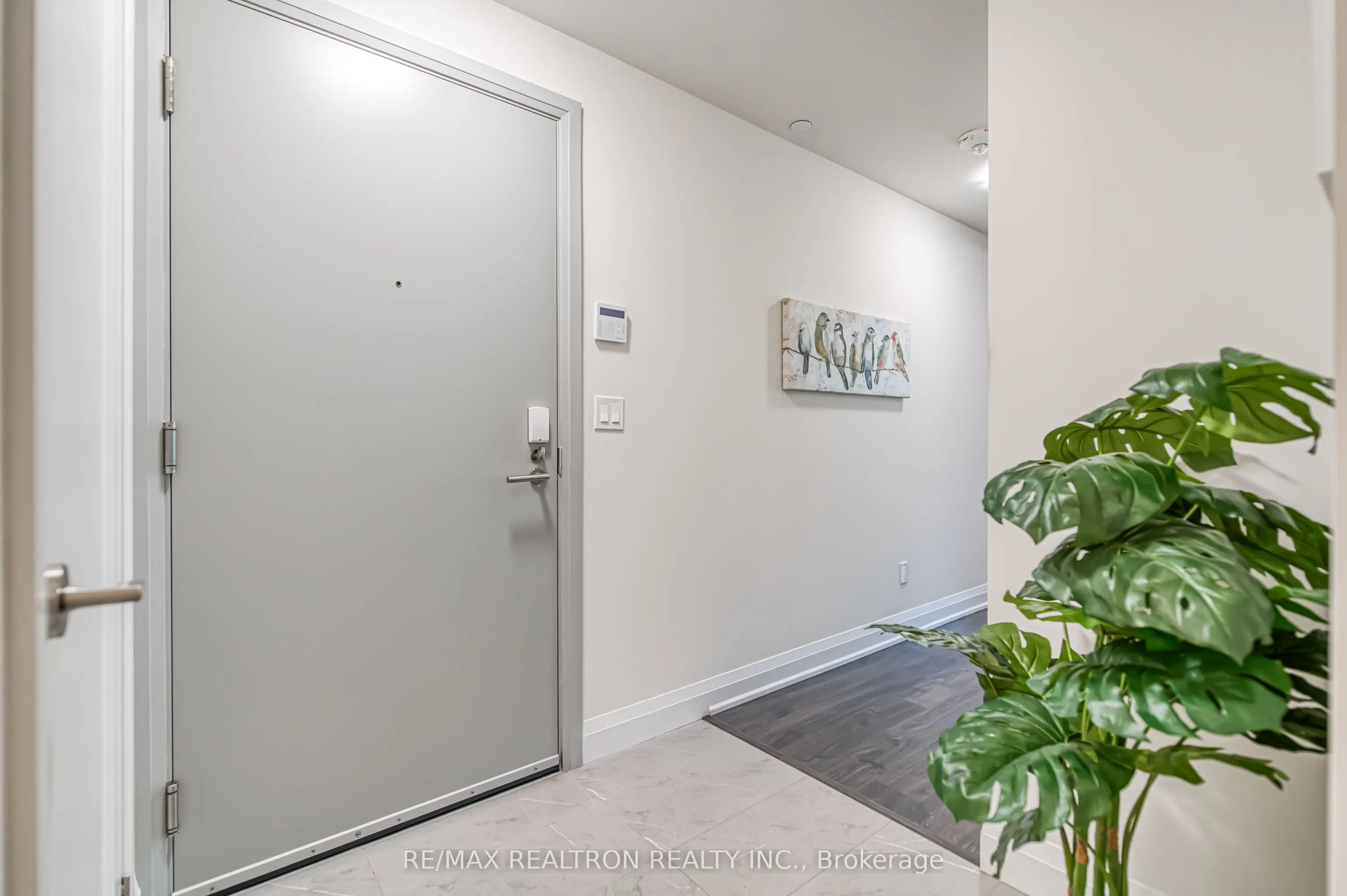 398 Highway 7 E, #215