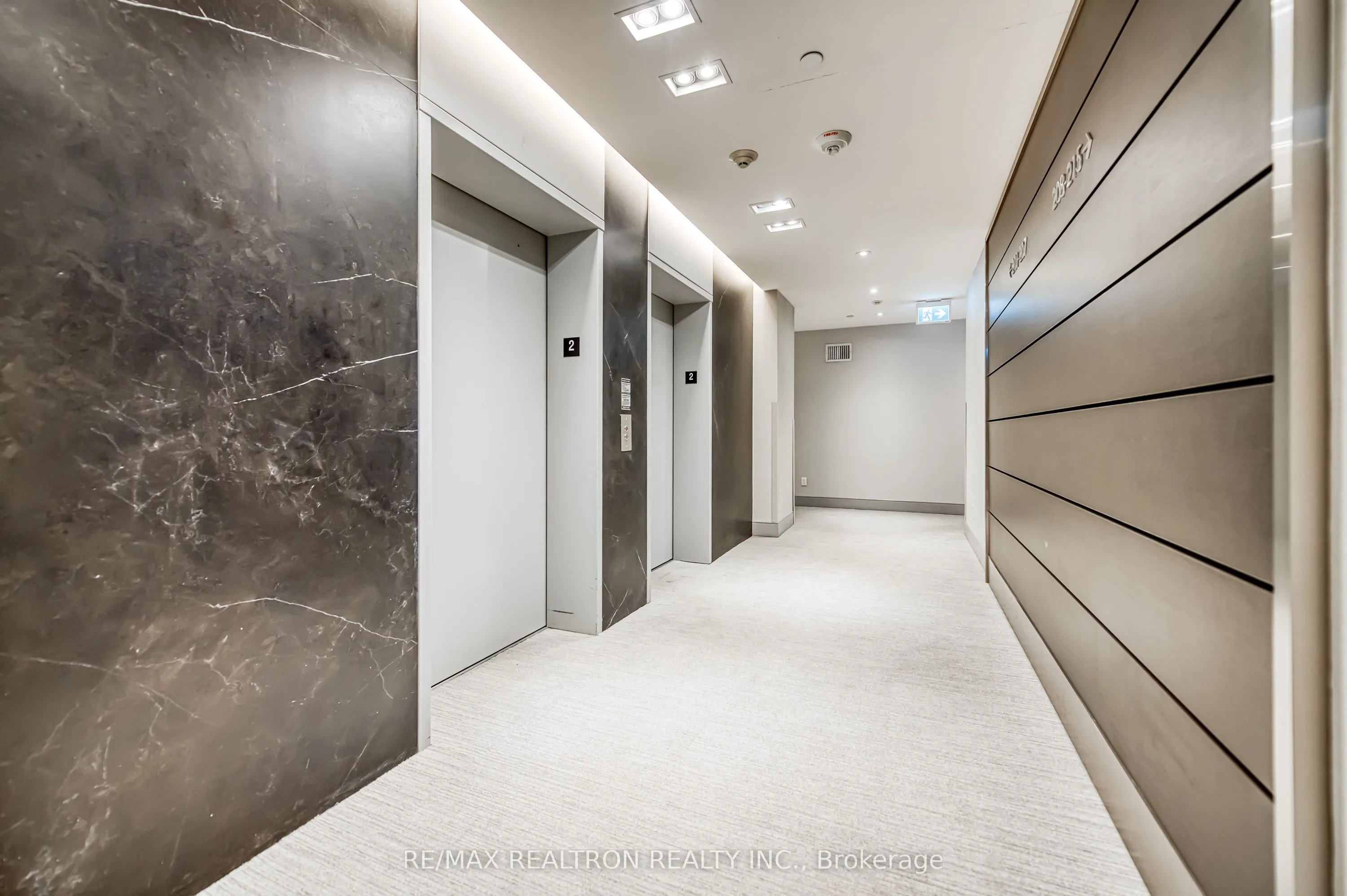 398 Highway 7 E, #215