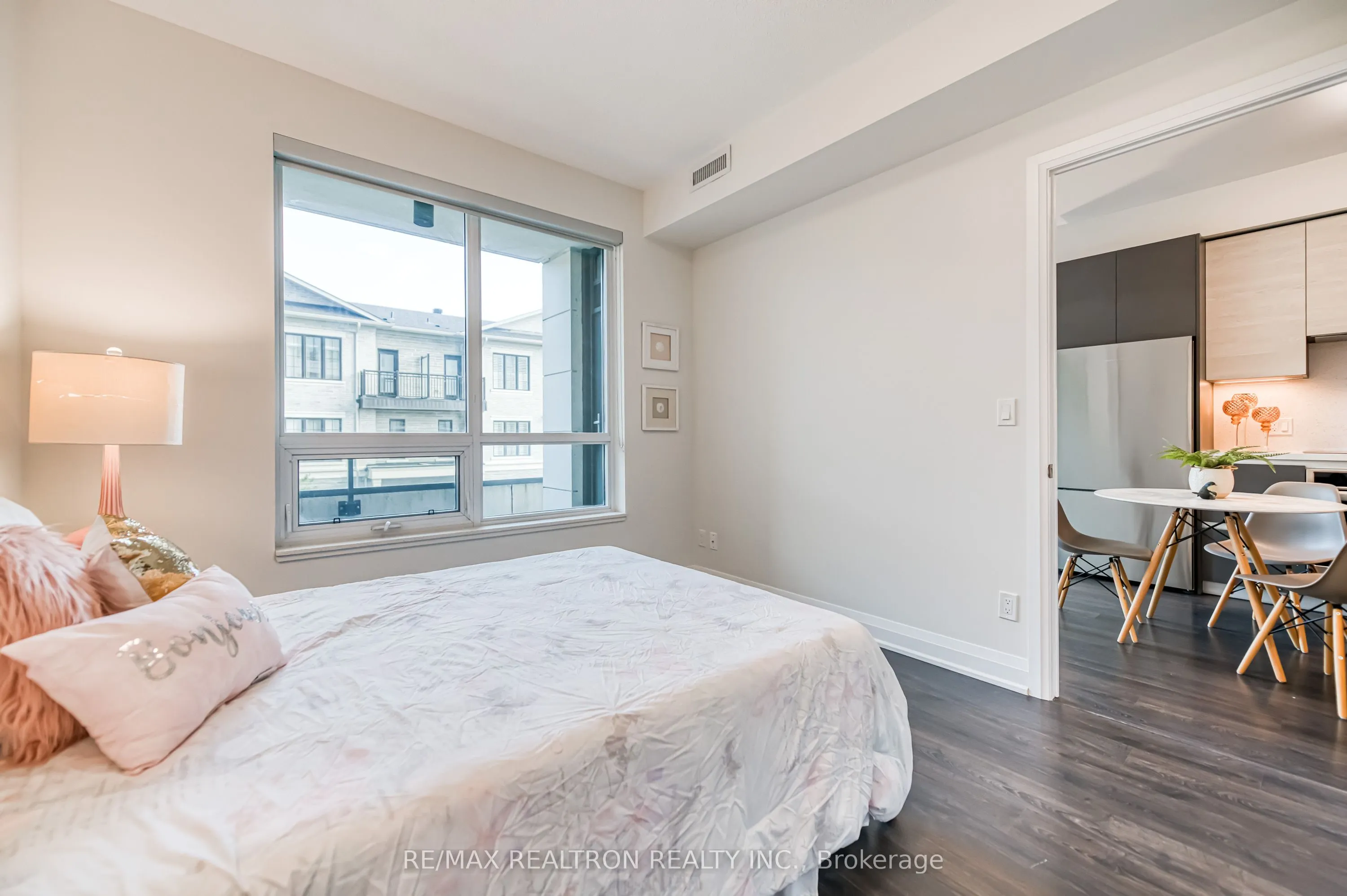 398 Highway 7 E, #215