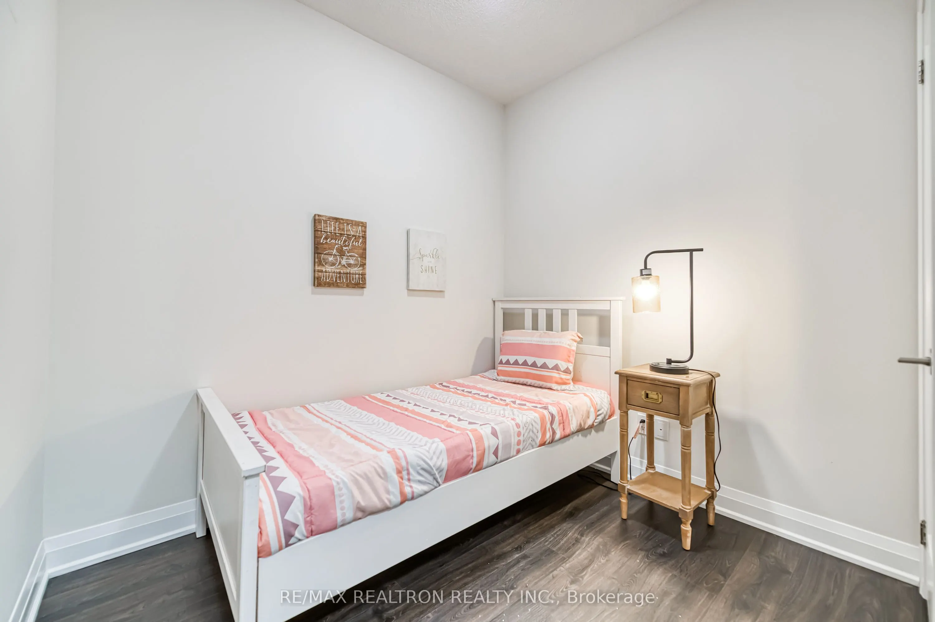 398 Highway 7 E, #215