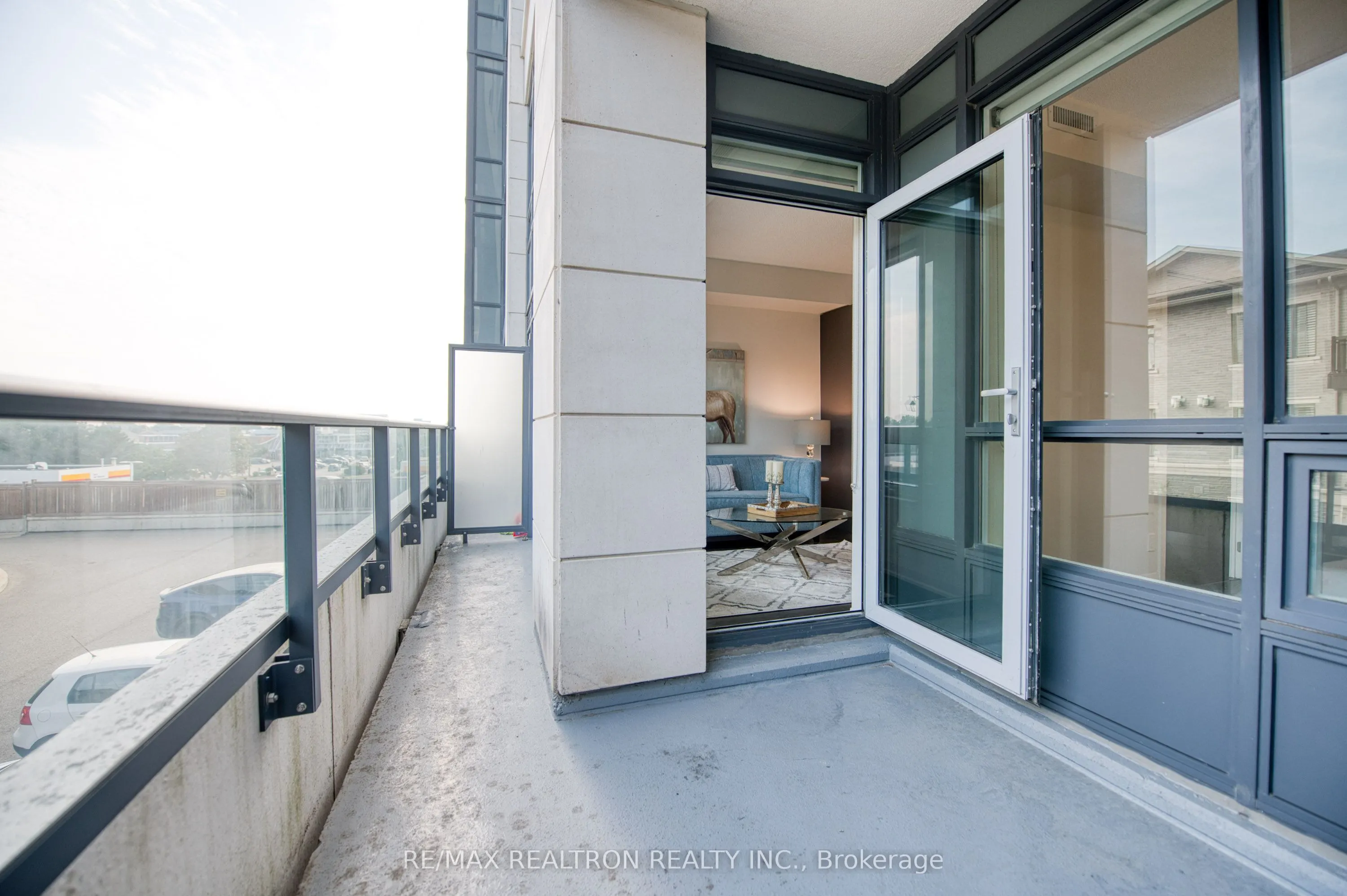 398 Highway 7 E, #215