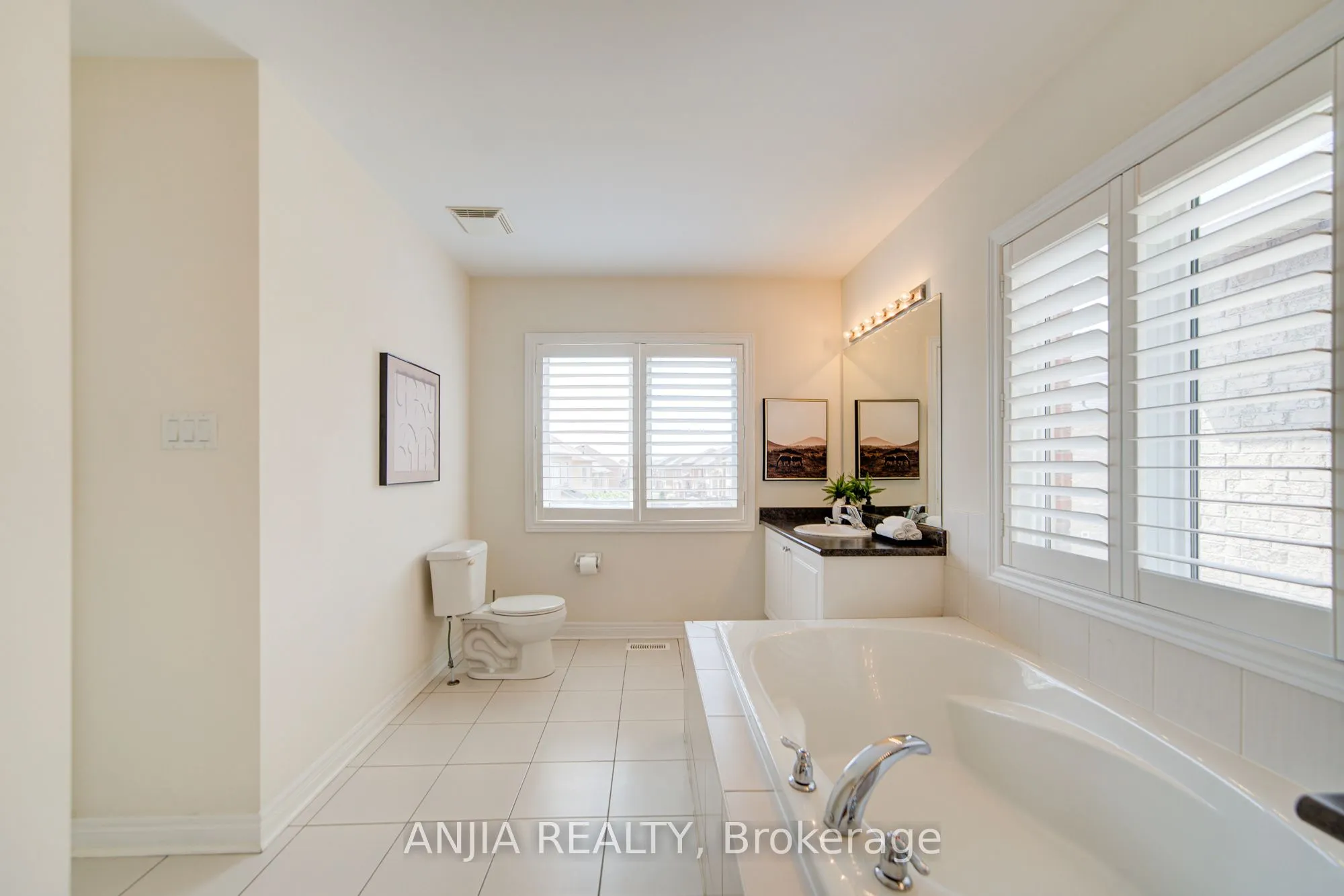 123 Greenforest Grove