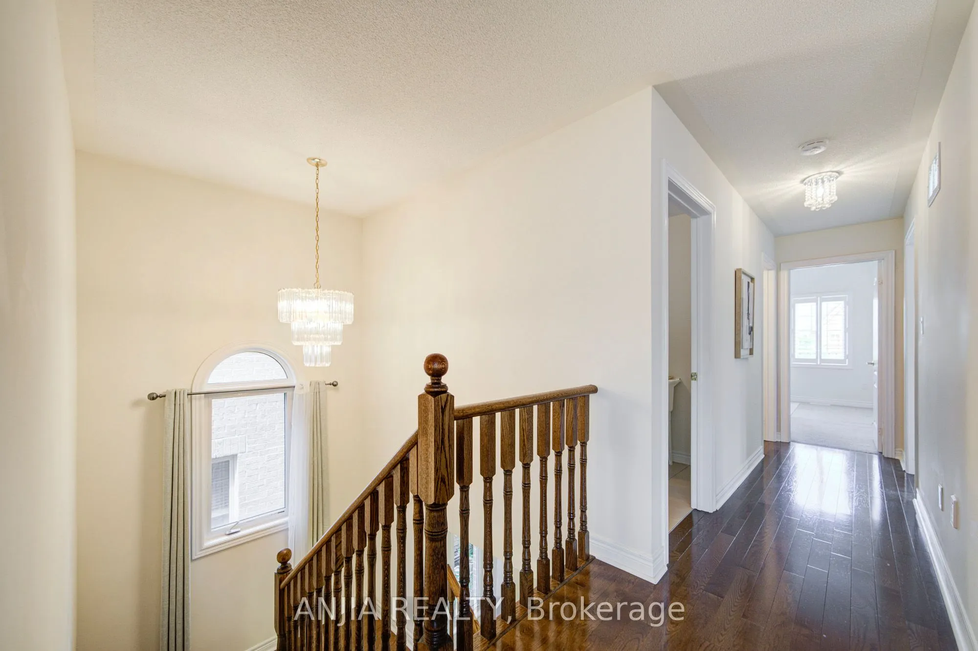 123 Greenforest Grove