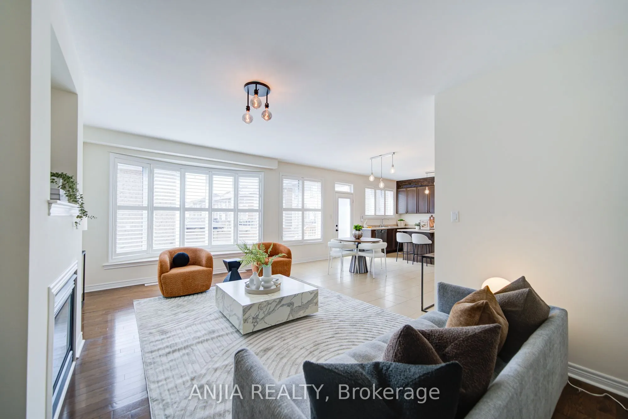 123 Greenforest Grove
