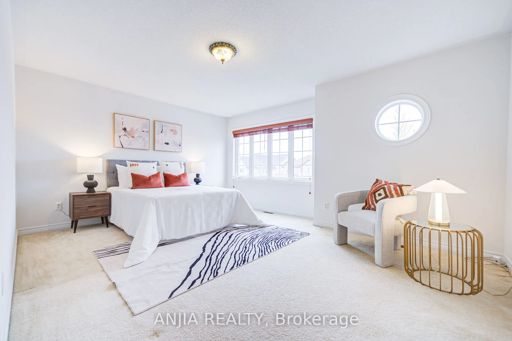 6 Linsmary Court