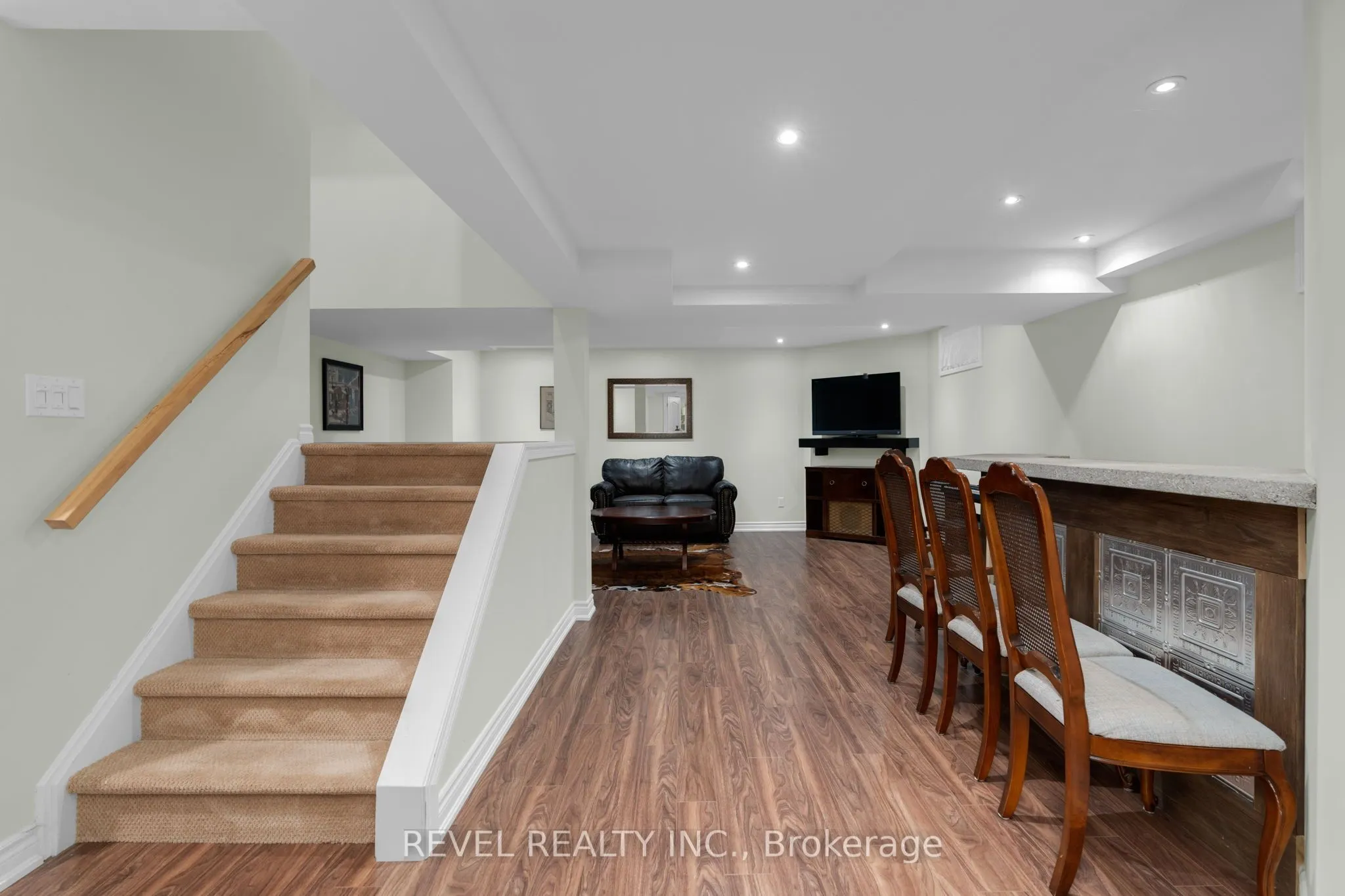 1058 Muriel Street