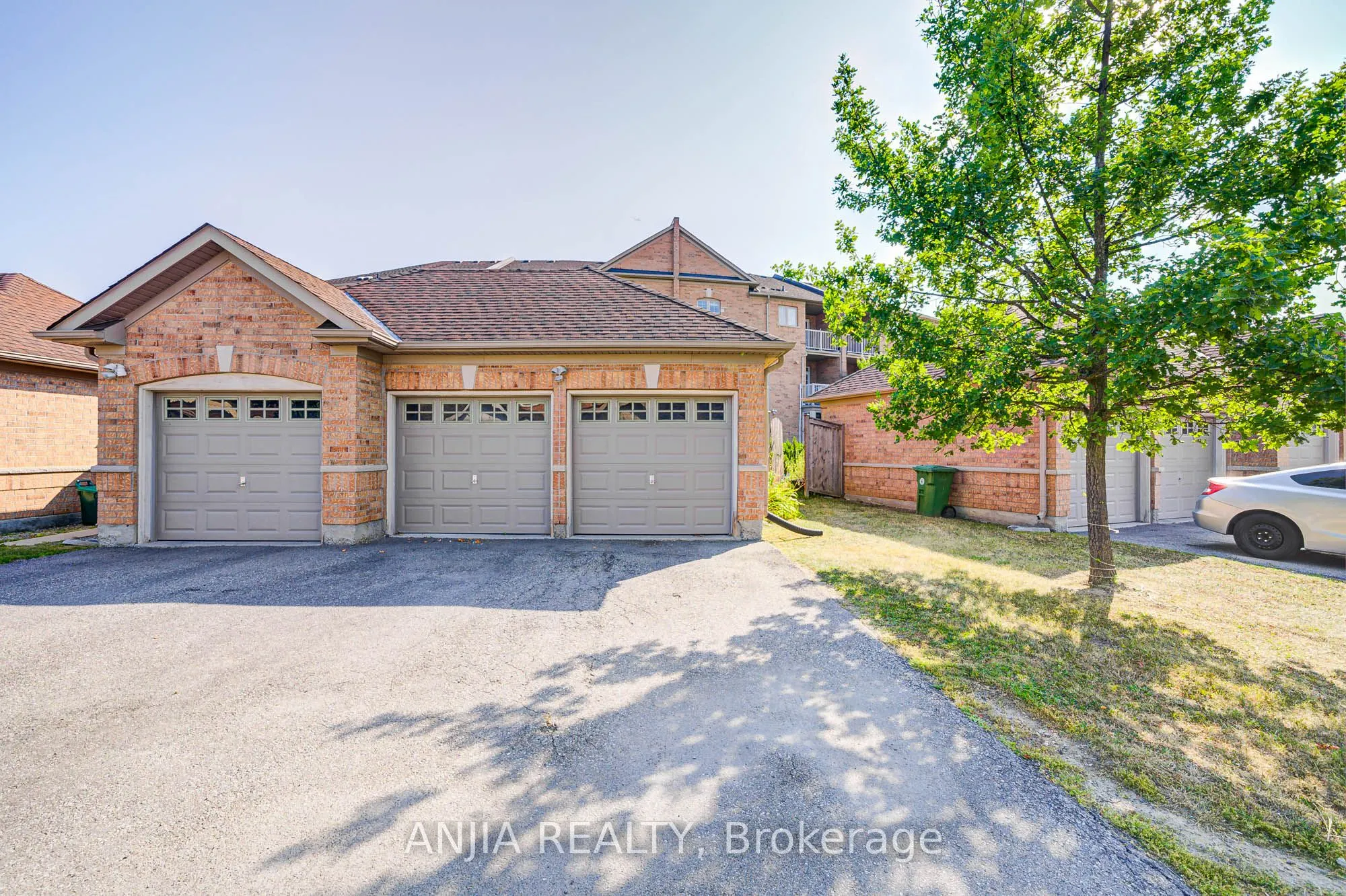30 Greensborough Village Circle, #22