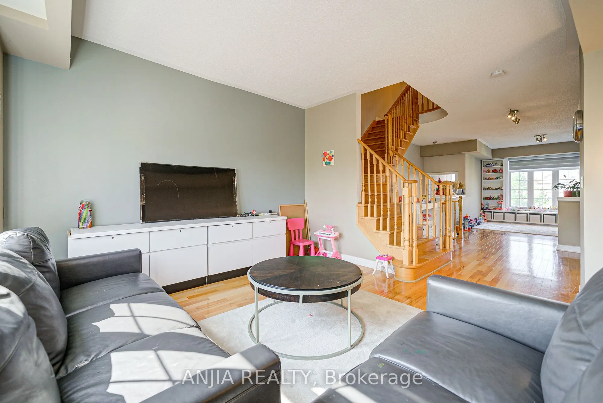 30 Greensborough Village Circle, #22