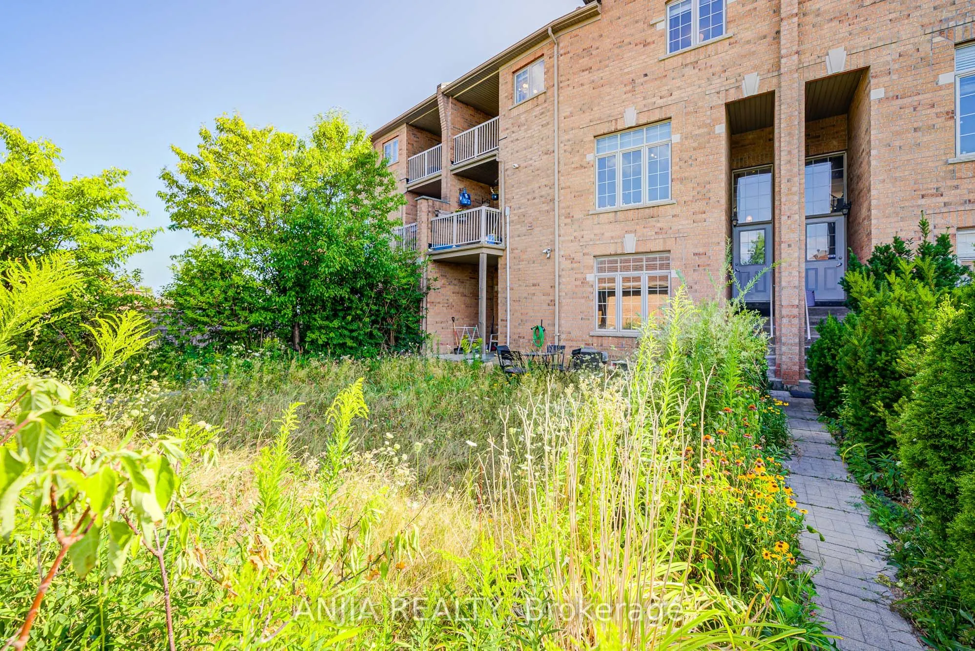 30 Greensborough Village Circle, #22