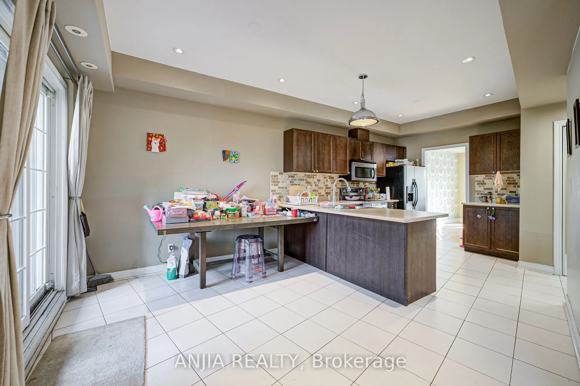 30 Greensborough Village Circle, #22