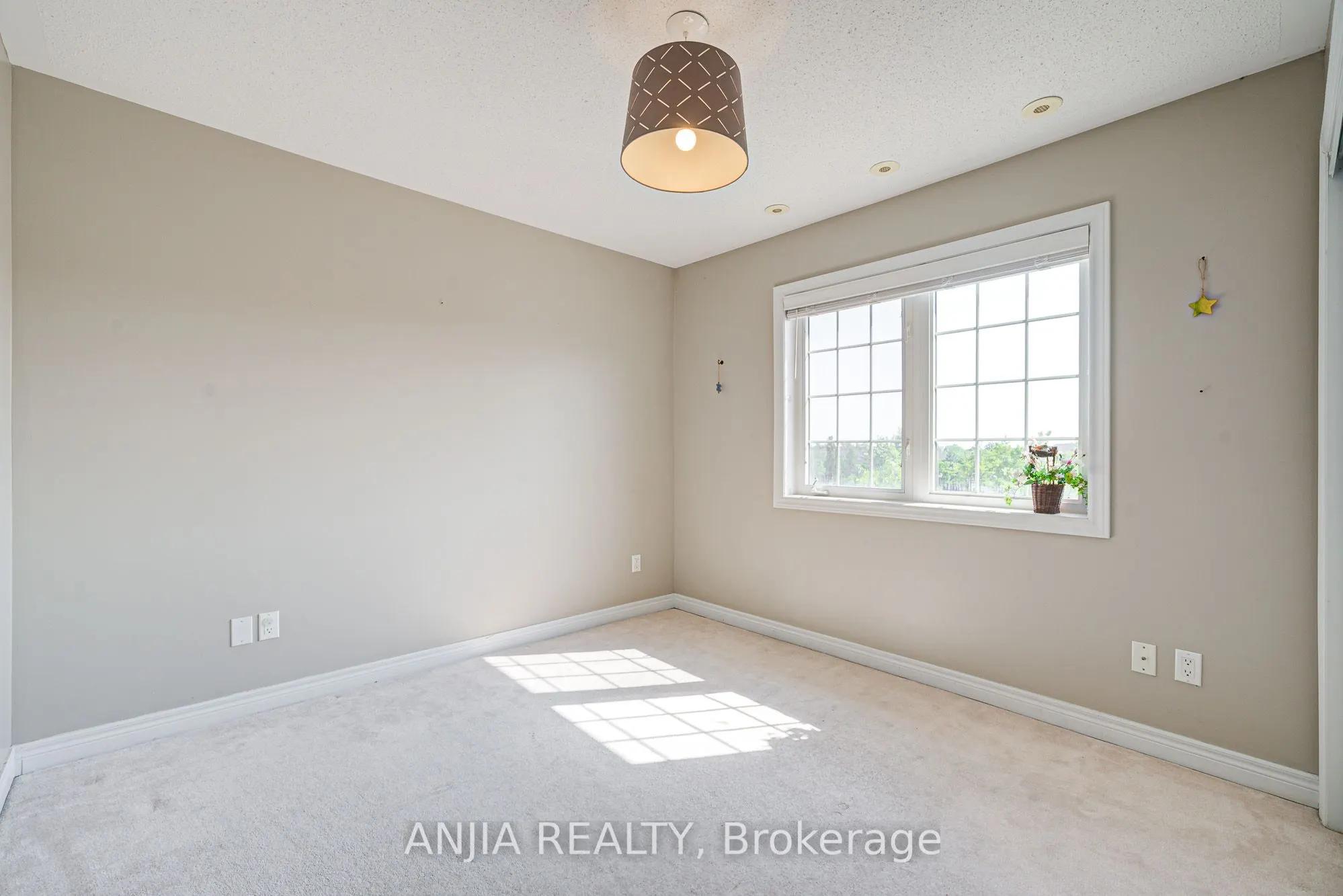 30 Greensborough Village Circle, #22