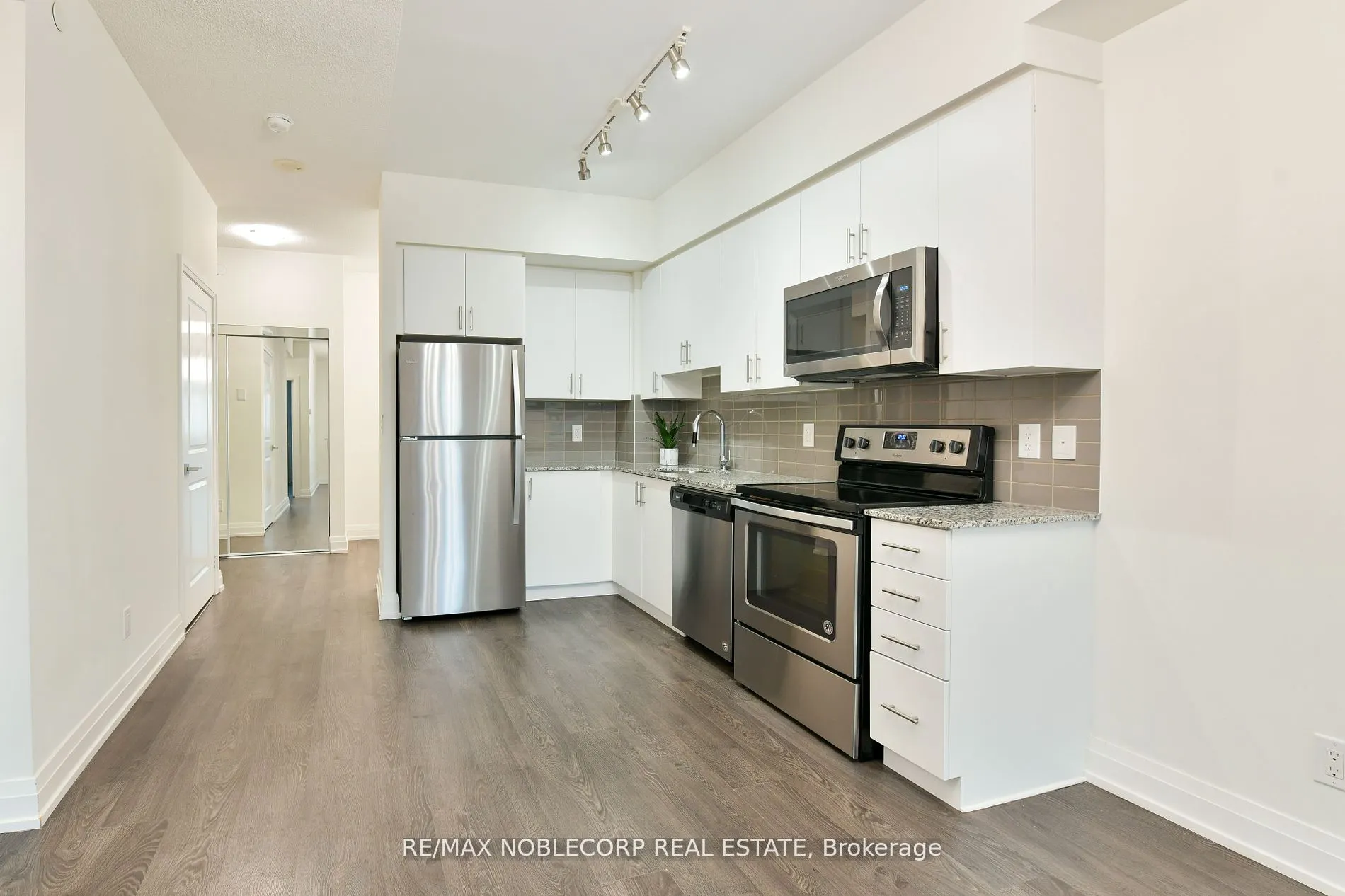 3700 Highway 7 W, #1007