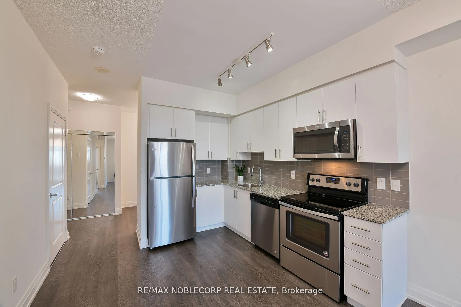 3700 Highway 7 W, #1007