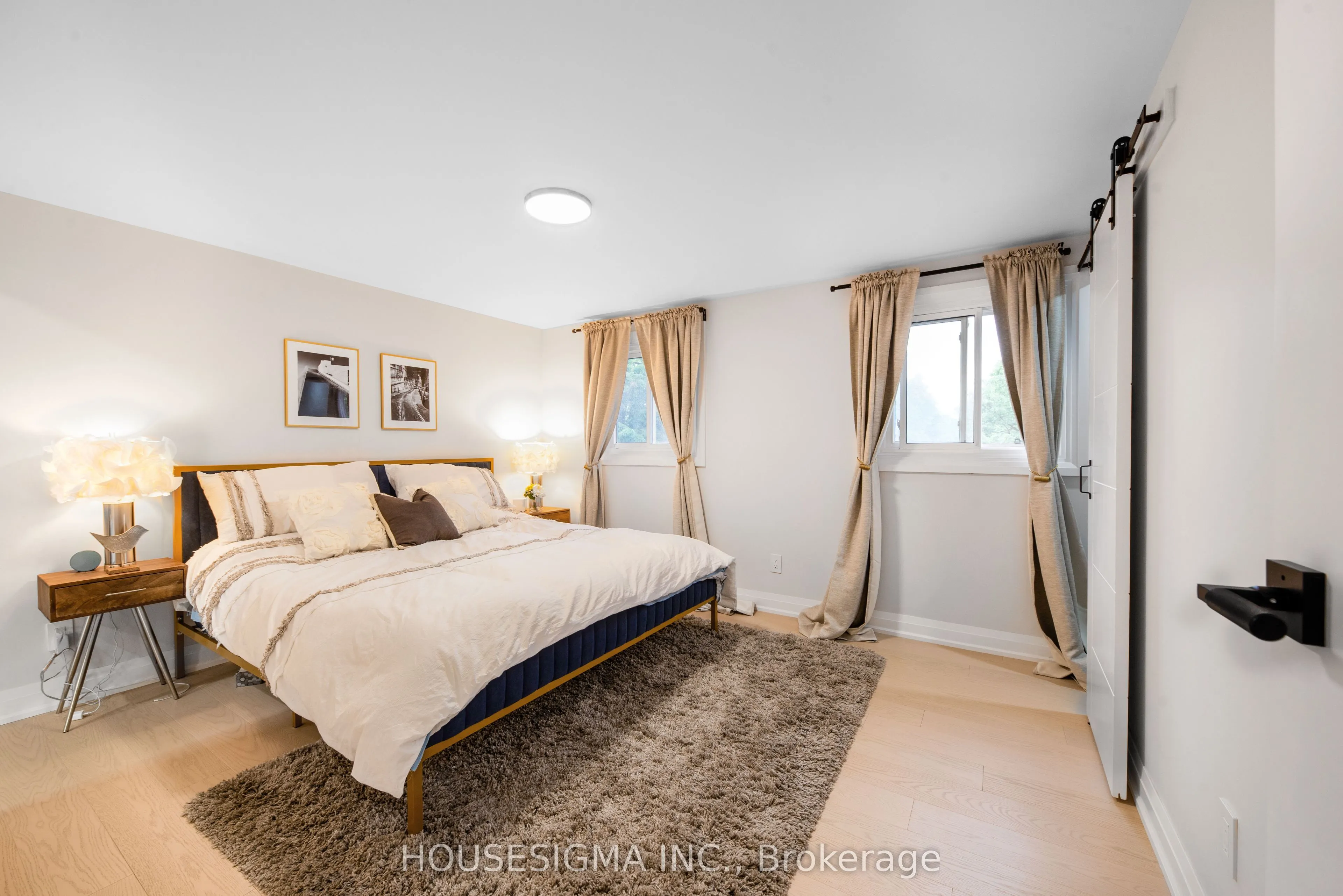 50 Royal Orchard Boulevard