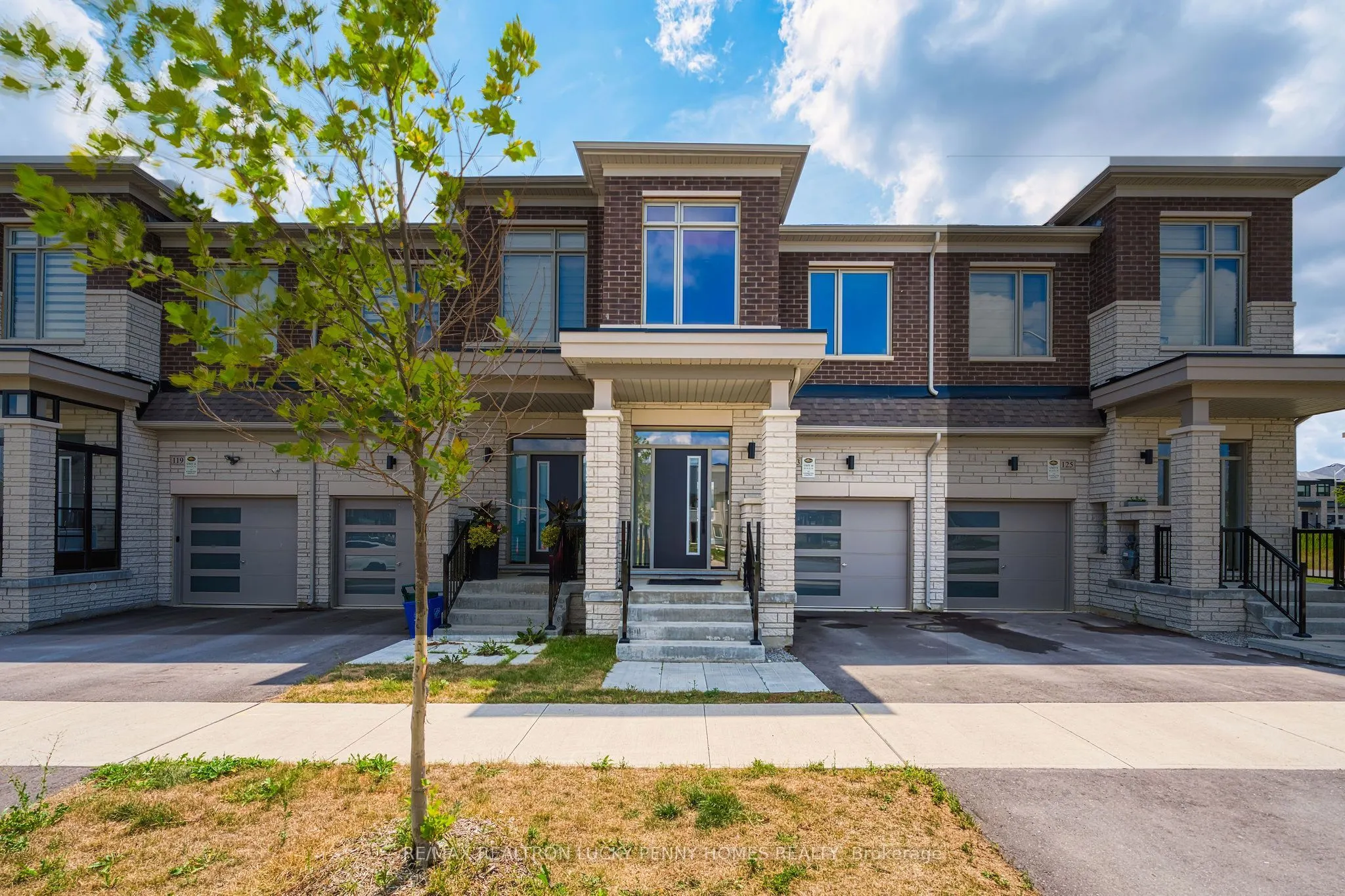 123 Schmeltzer Crescent
