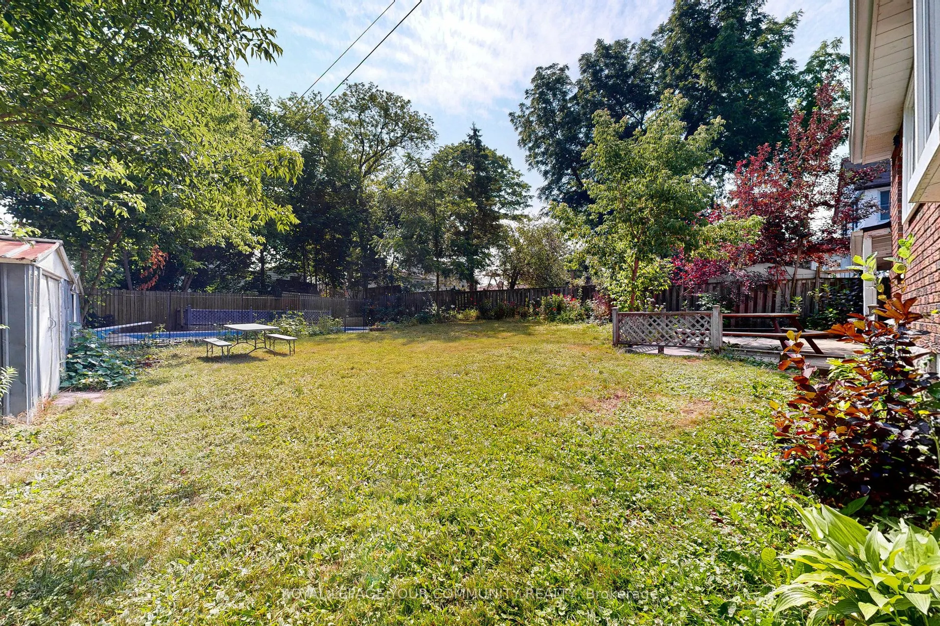 83 Lundy's Lane