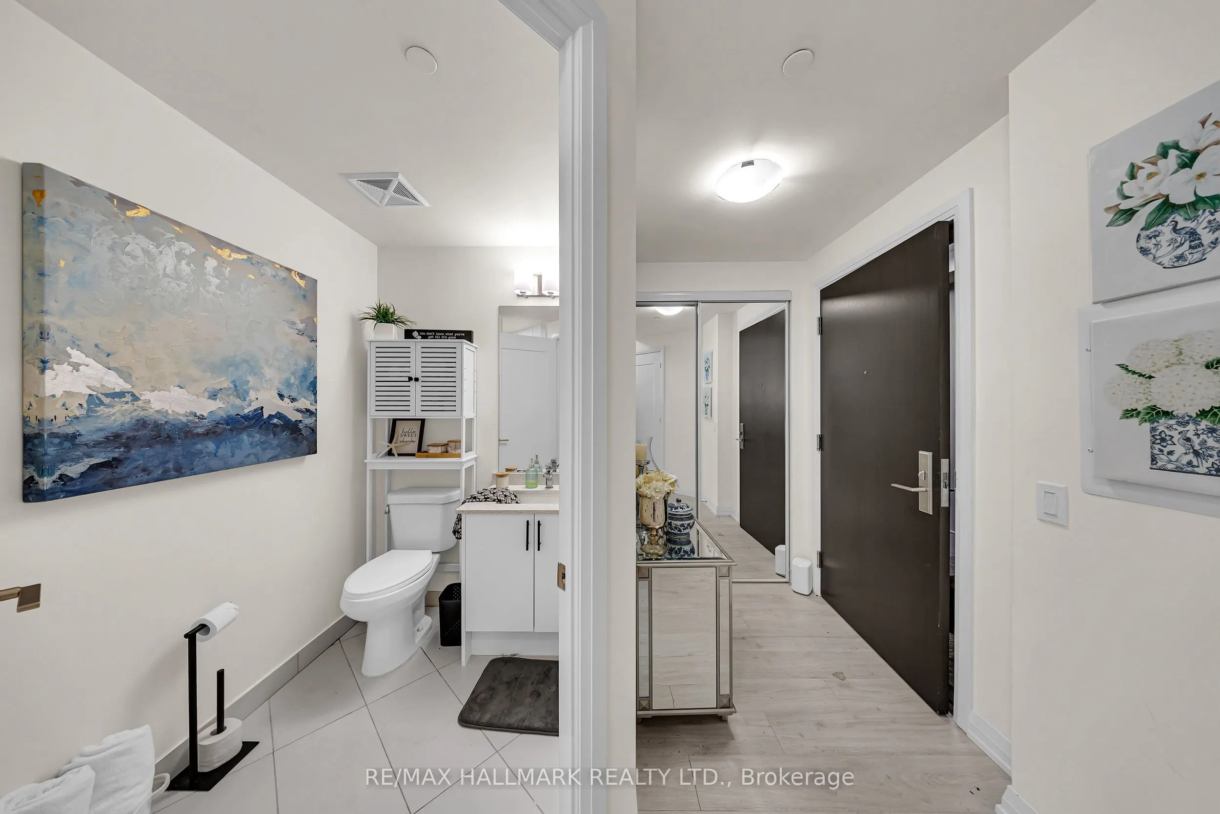 9000 Jane Street, #427