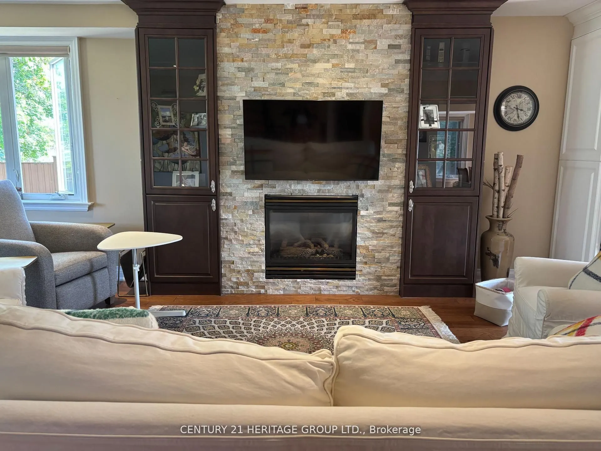 12020 Woodbine Avenue