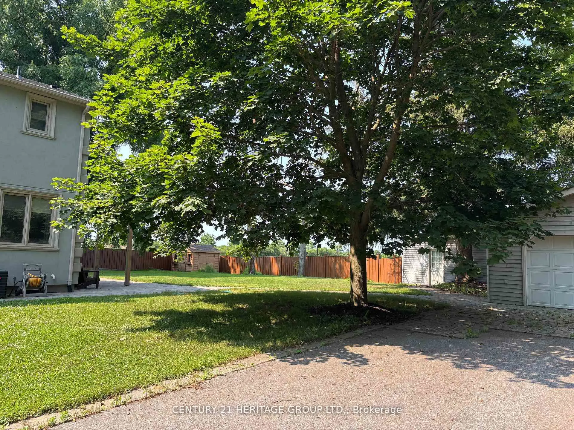 12020 Woodbine Avenue