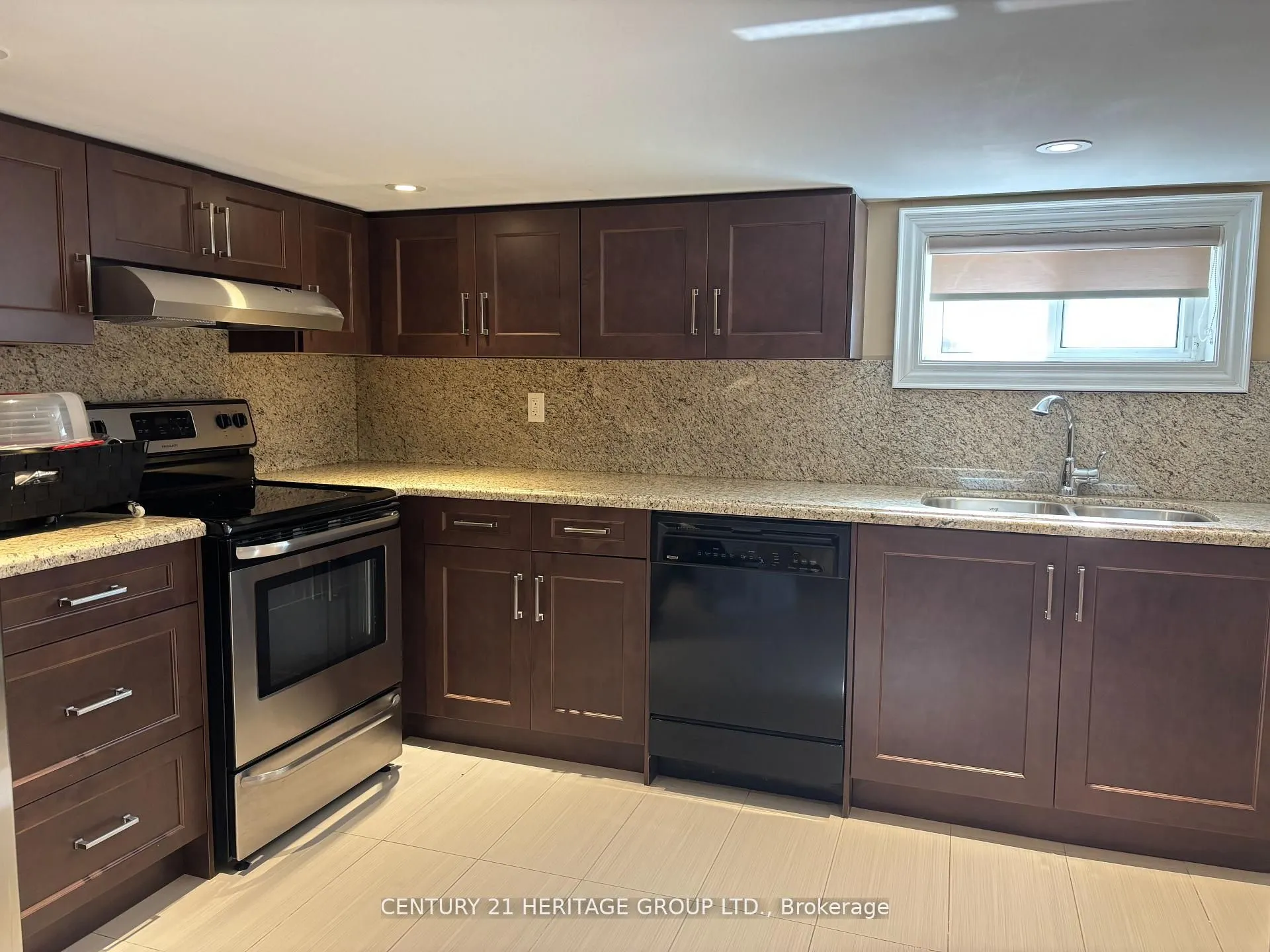 12020 Woodbine Avenue