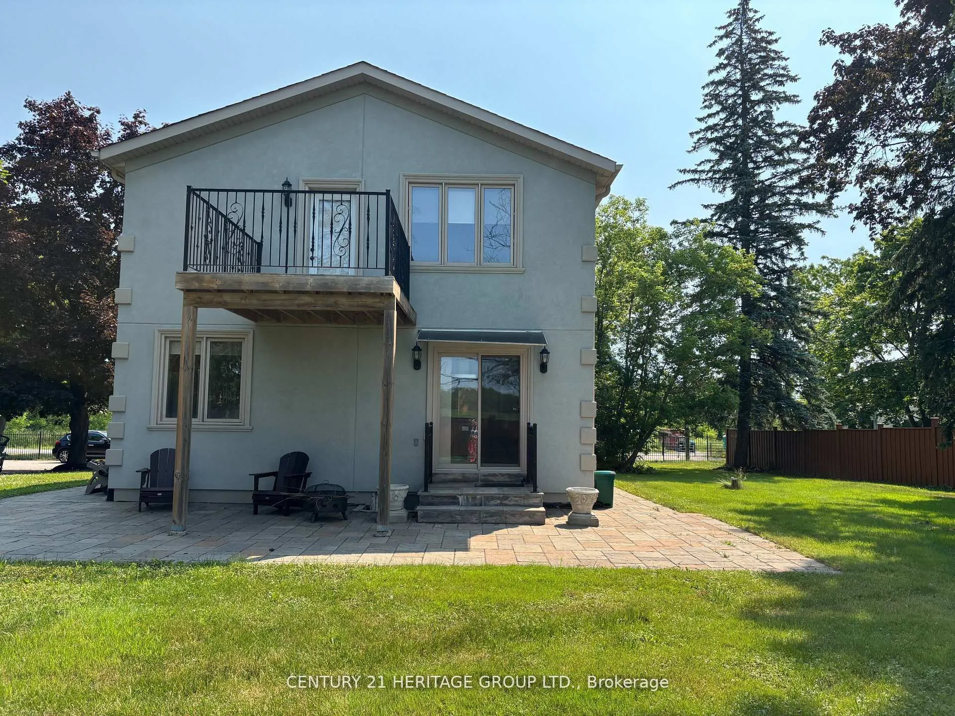 12020 Woodbine Avenue