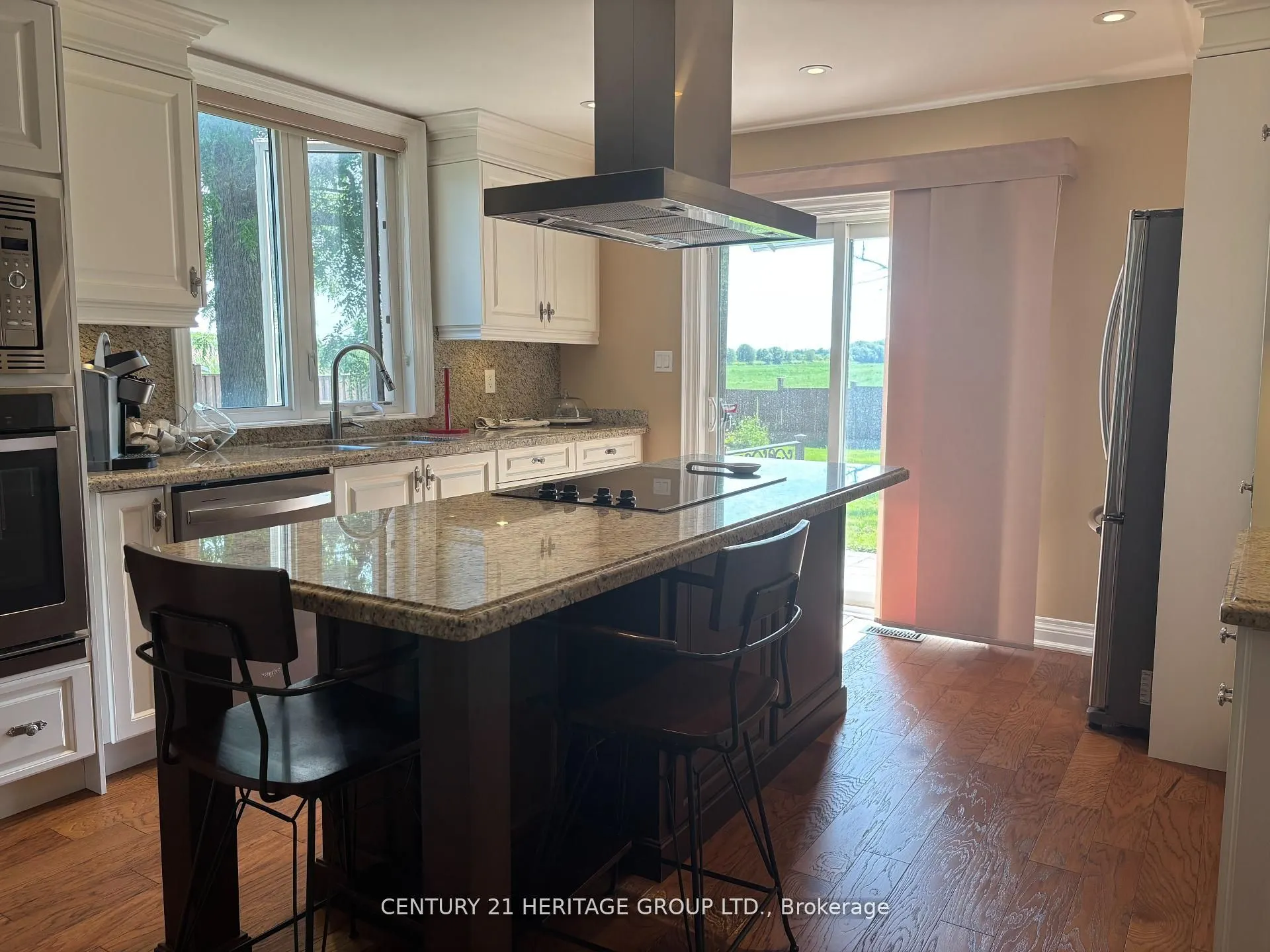 12020 Woodbine Avenue