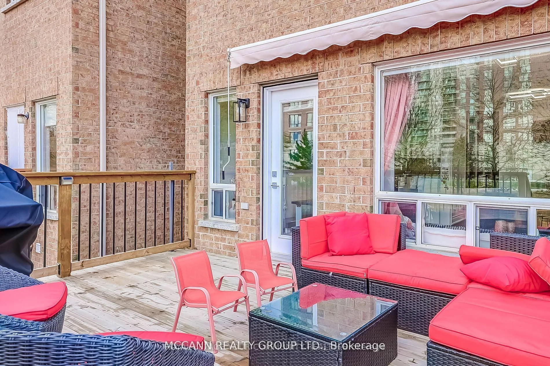 93 Revelstoke Crescent