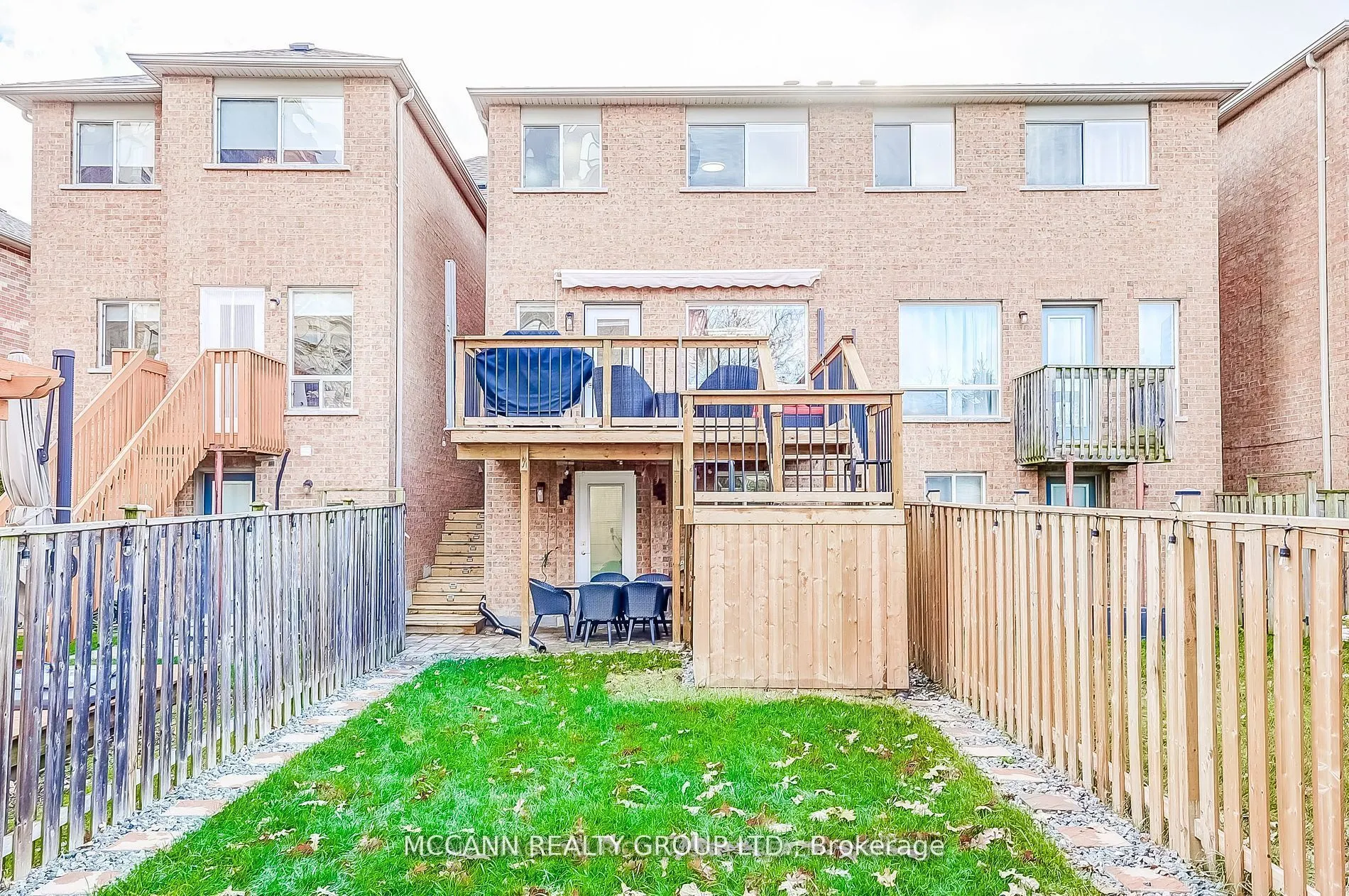 93 Revelstoke Crescent