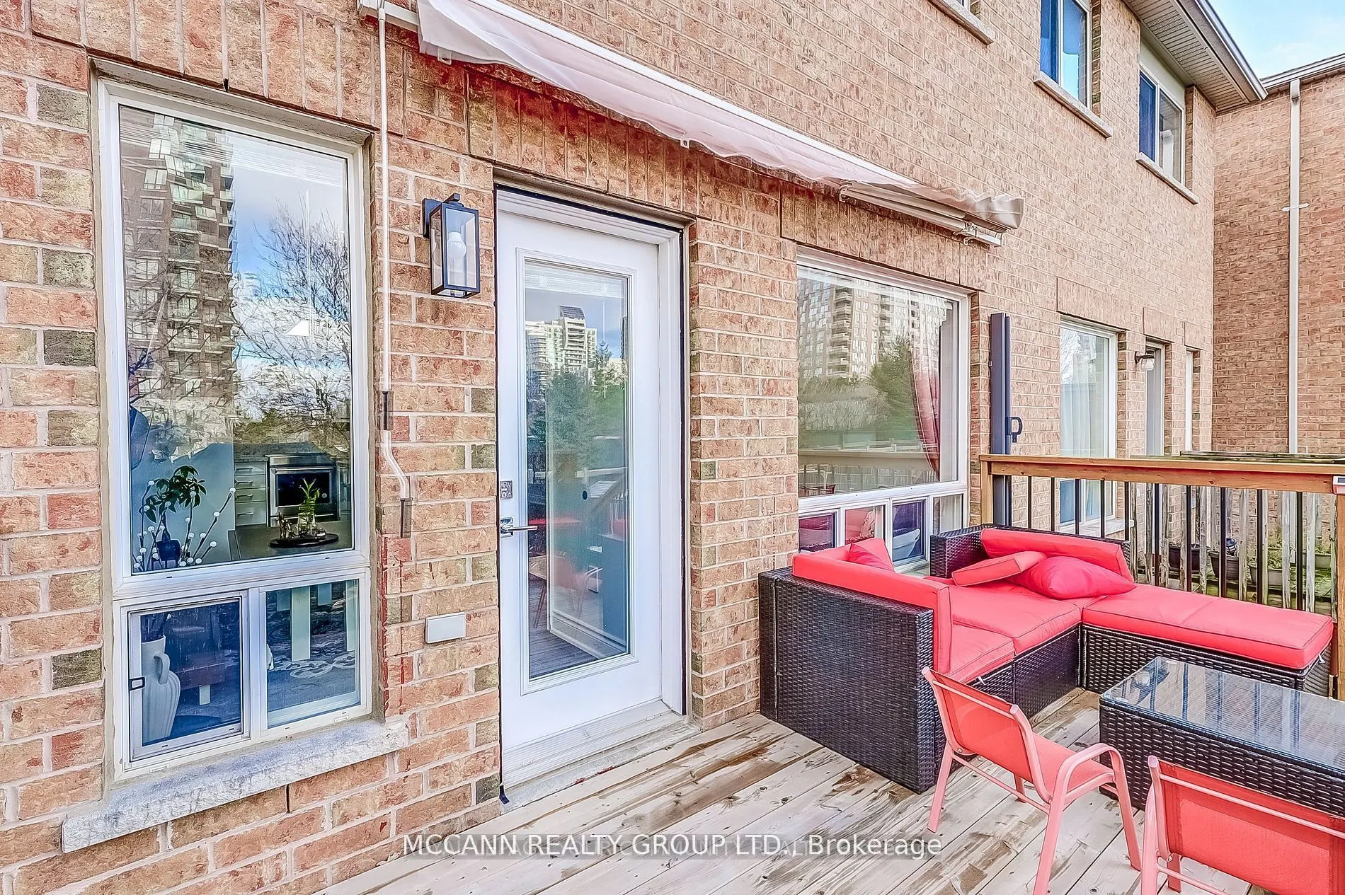 93 Revelstoke Crescent