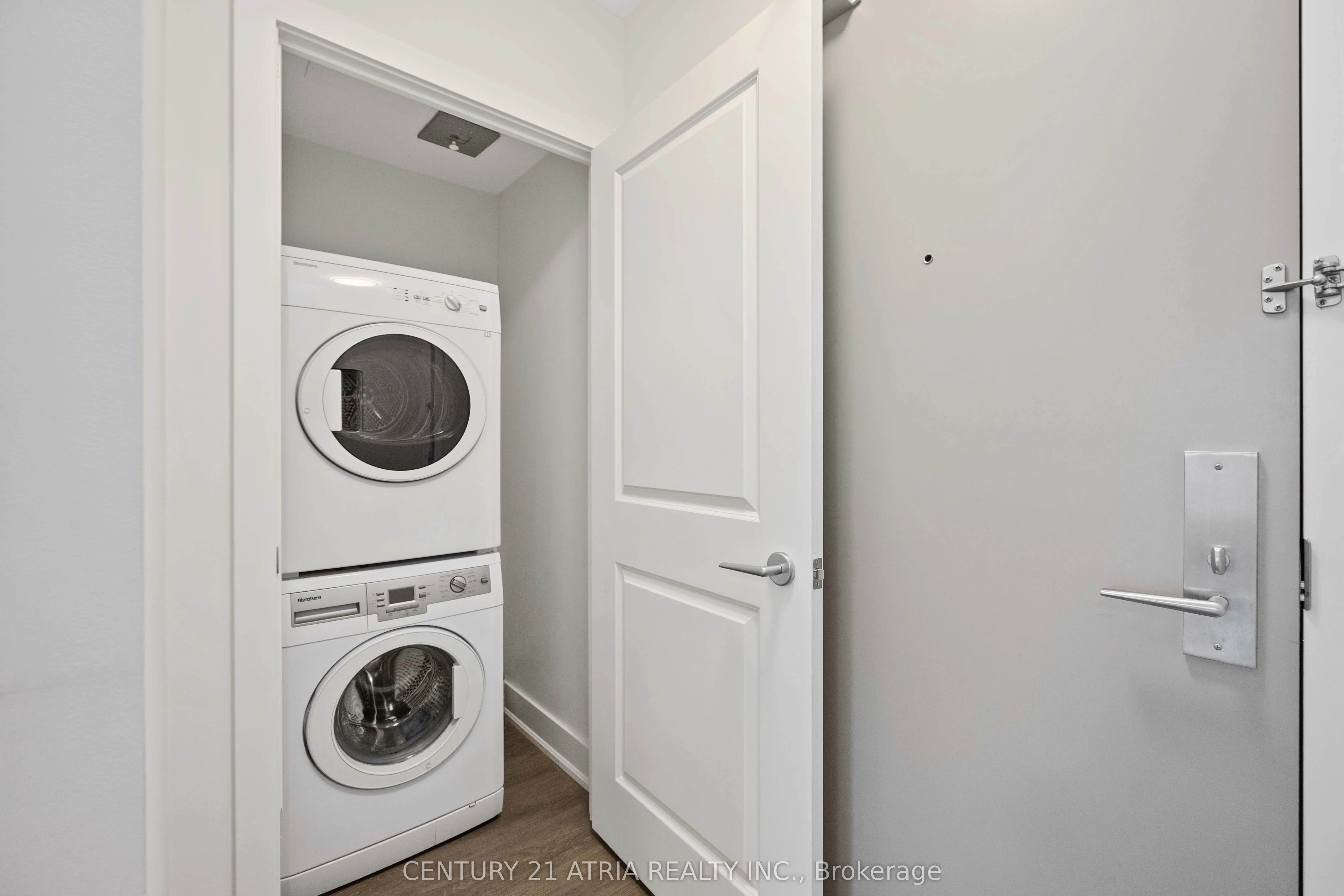 180 Enterprise Boulevard, #1015