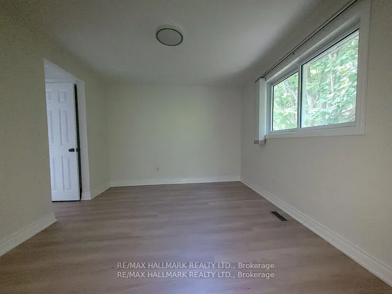 32 Hill Drive, #Main