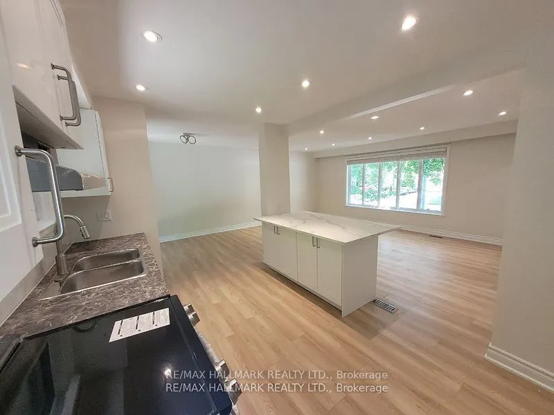 32 Hill Drive, #Main