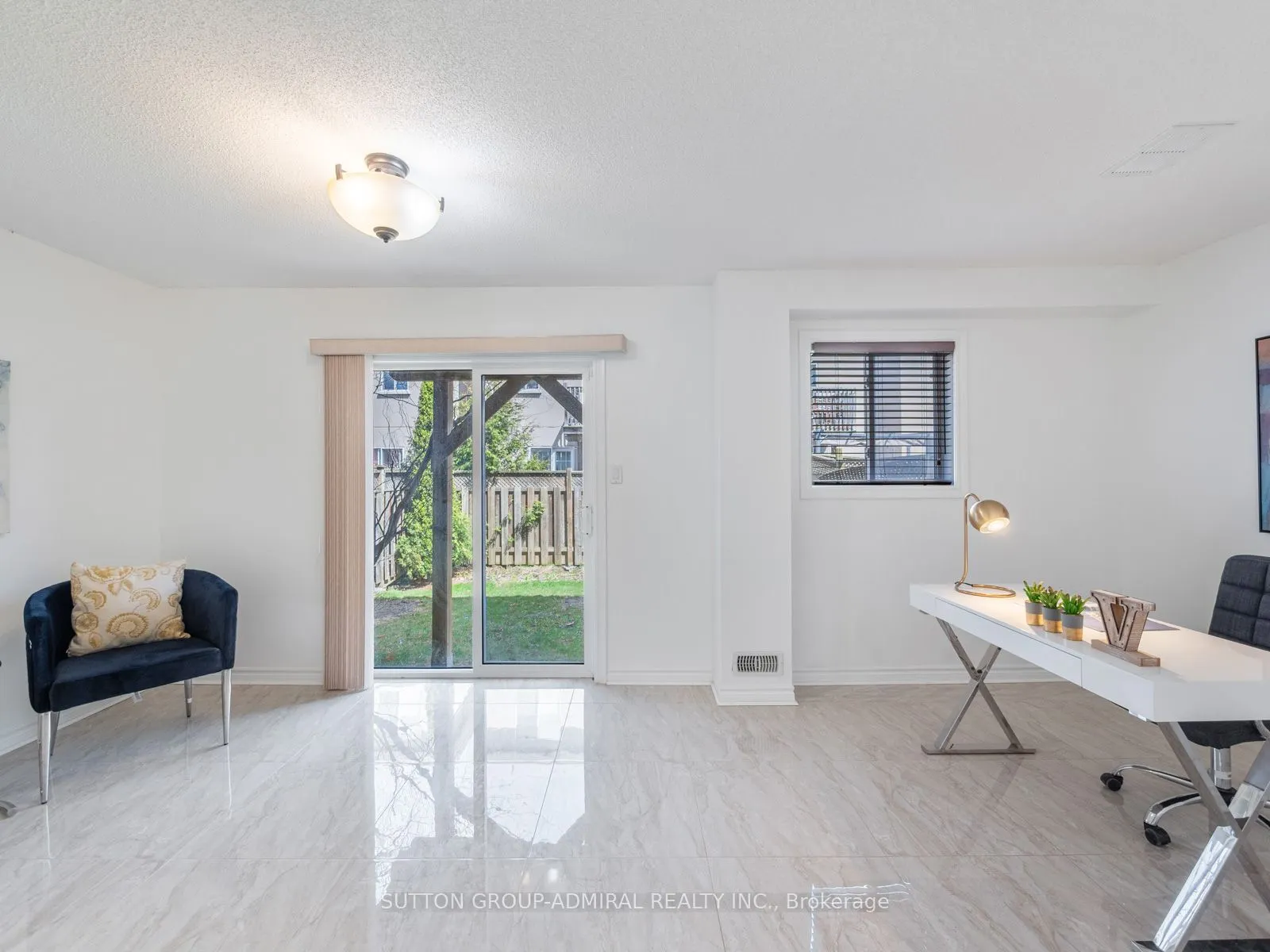 175 Gail Parks Crescent
