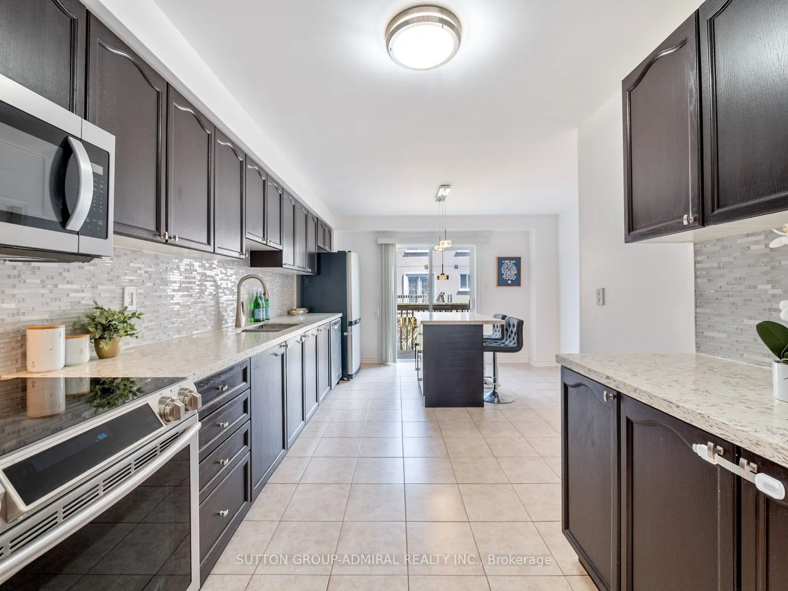 175 Gail Parks Crescent