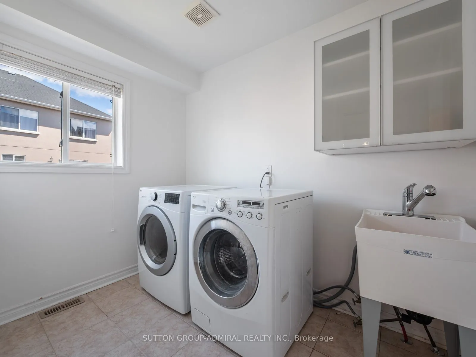 175 Gail Parks Crescent