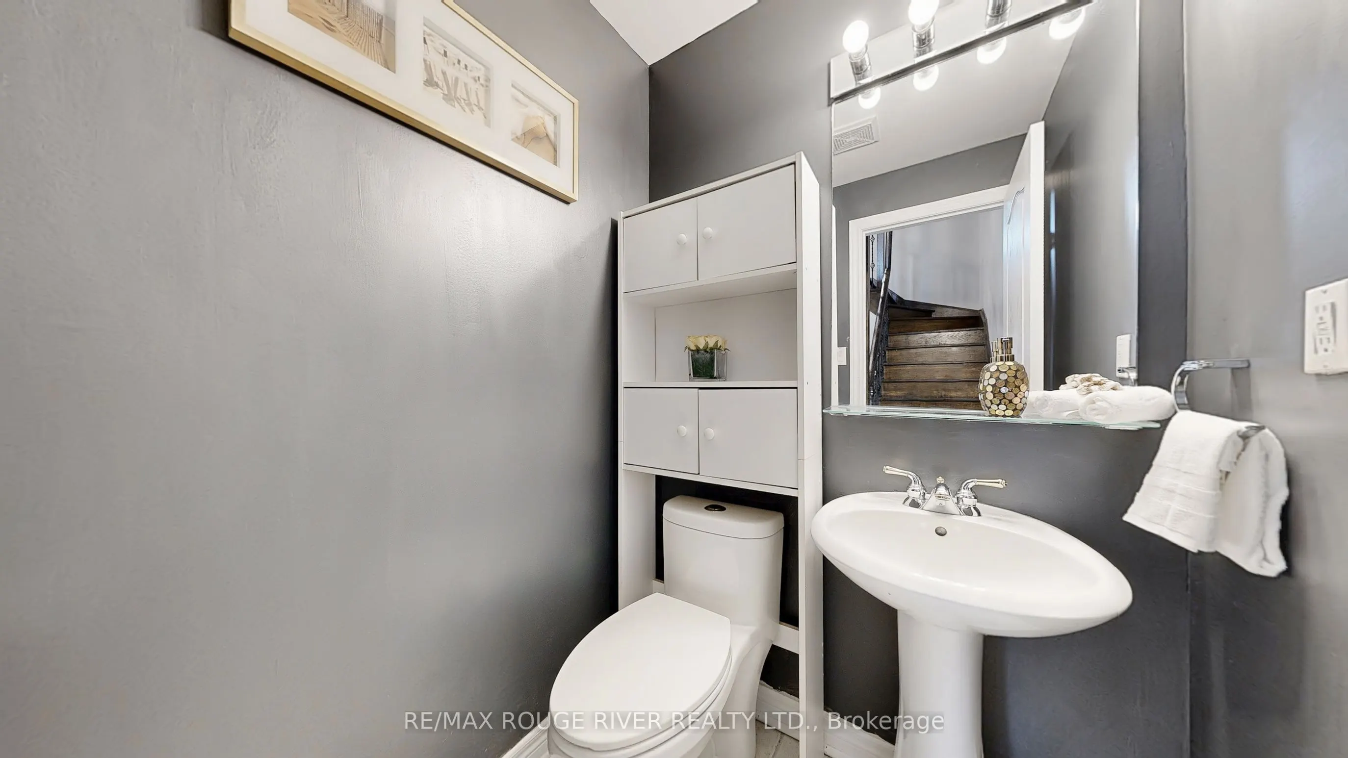6 Leonard Street, #33