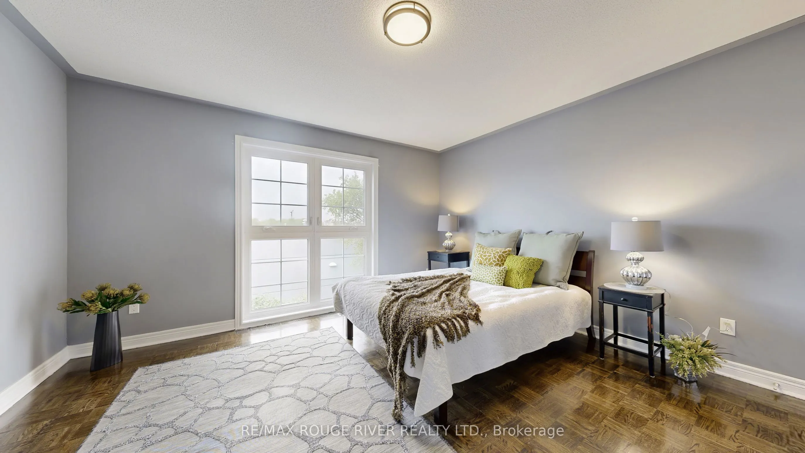 6 Leonard Street, #33