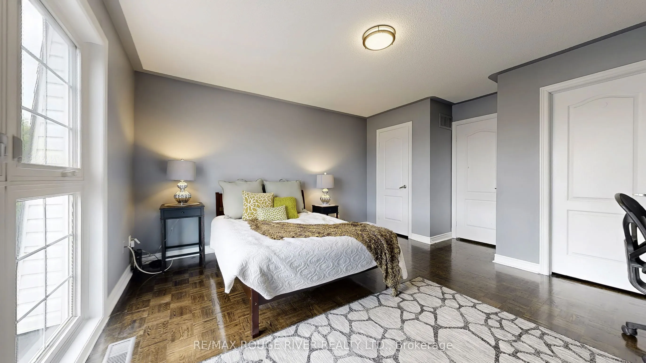 6 Leonard Street, #33