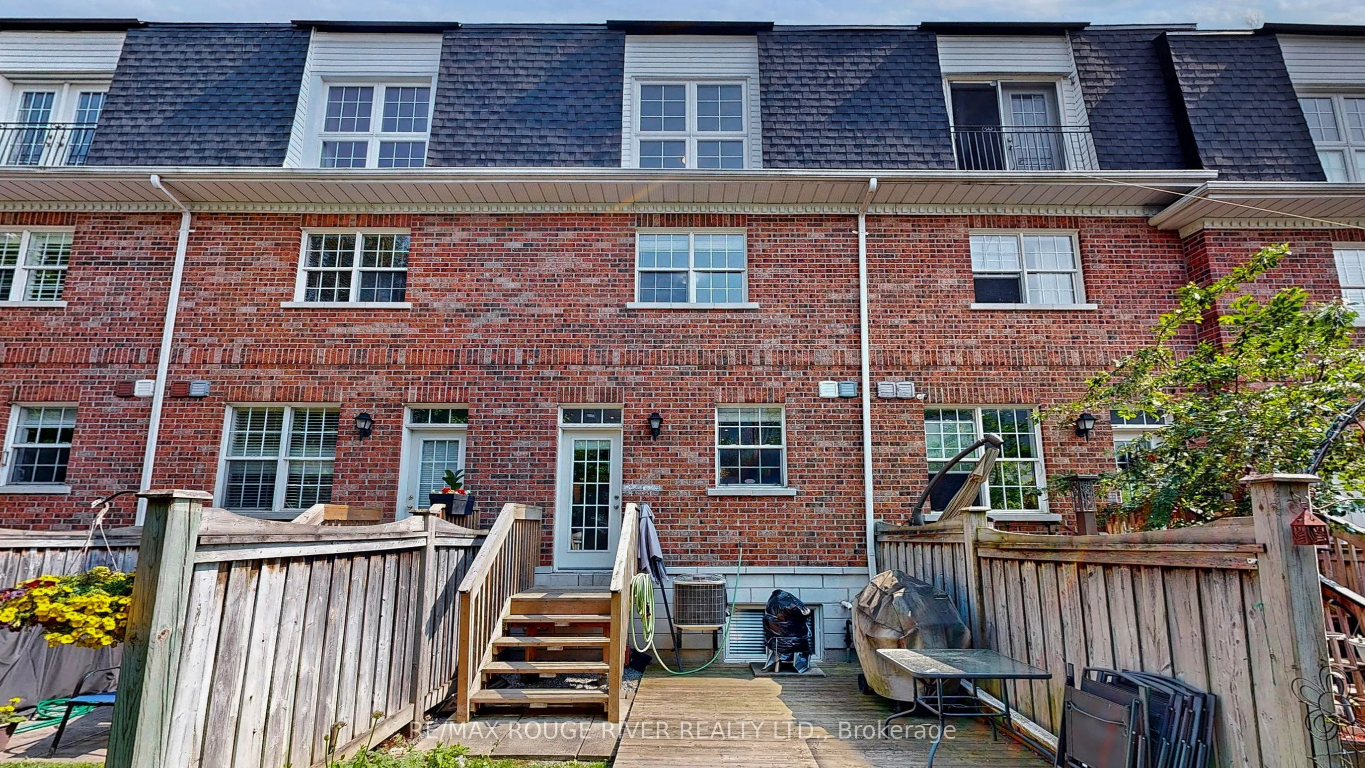 6 Leonard Street, #33
