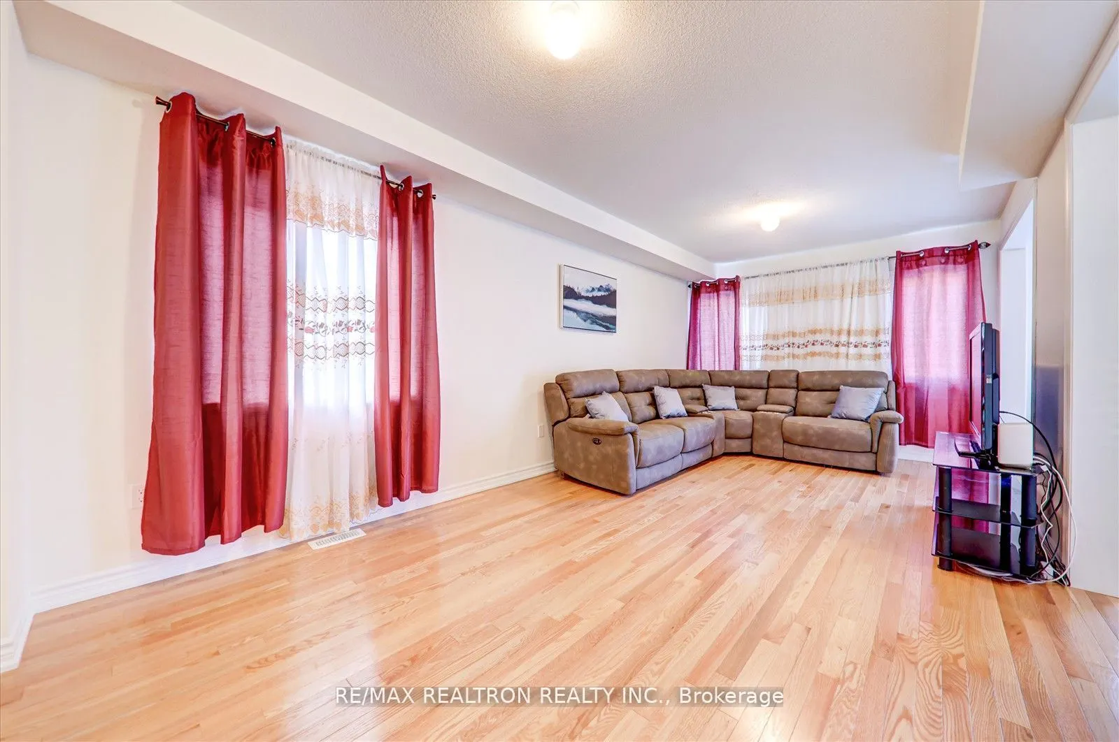 122 Cliff Thompson Court