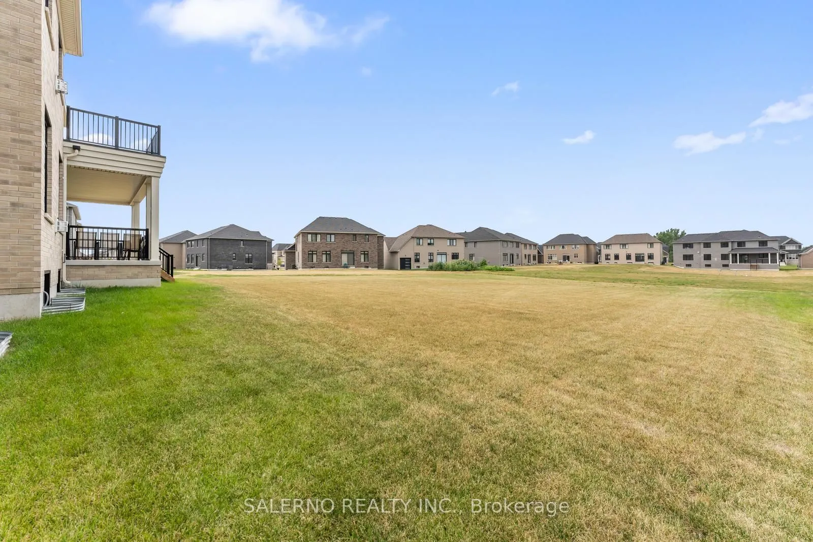 6 Magnolia Avenue