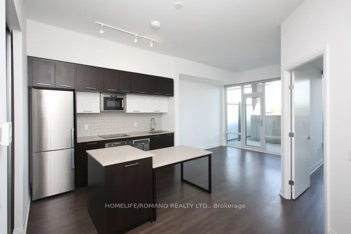 4800 HIGHWAY 7, #305