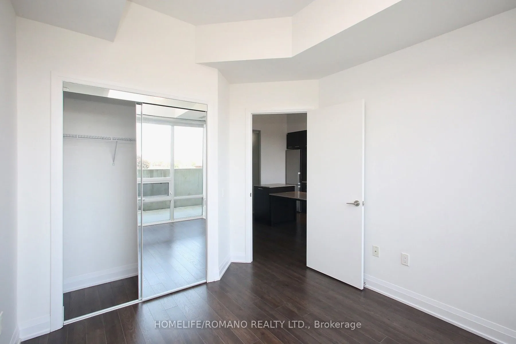 4800 HIGHWAY 7, #305