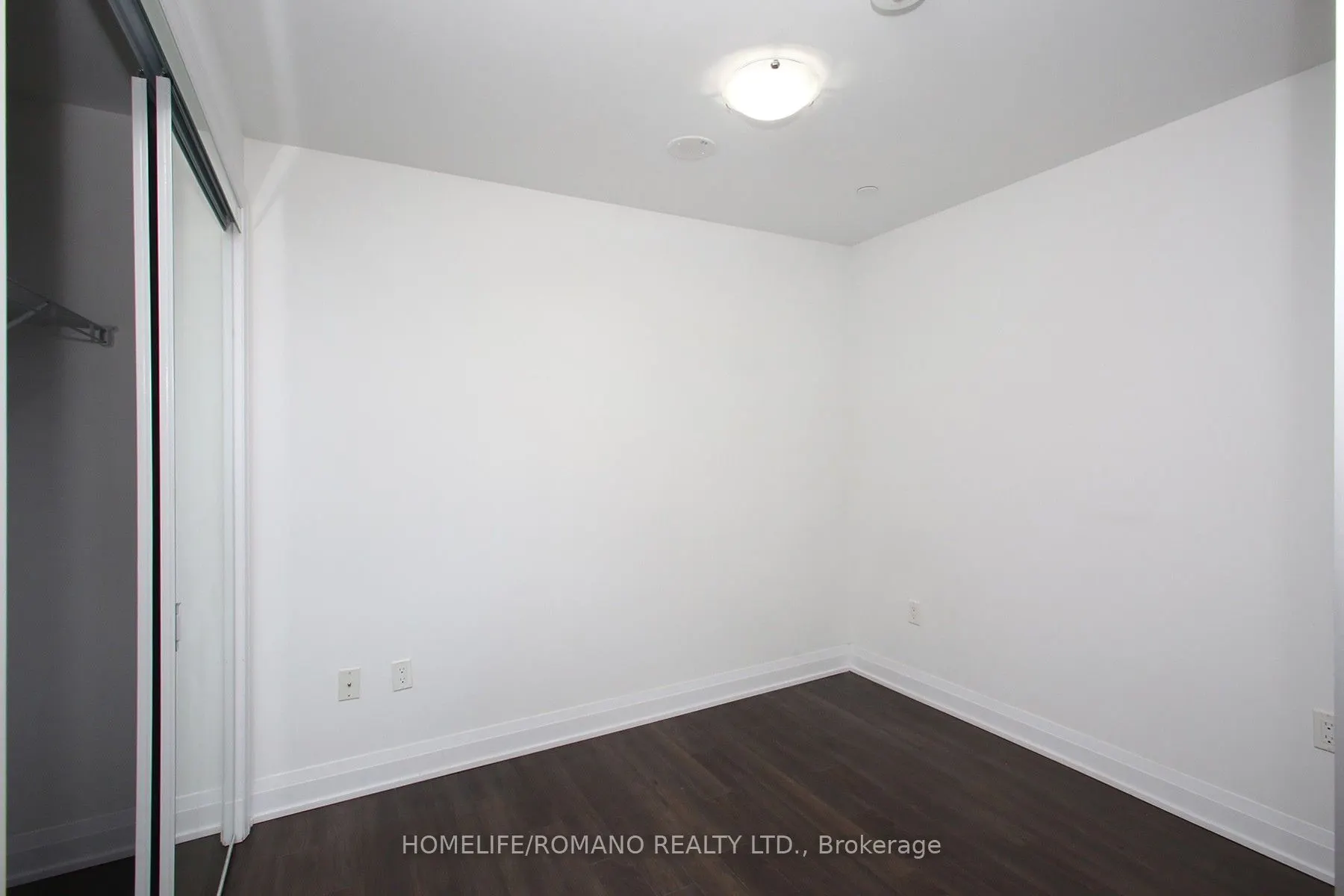 4800 HIGHWAY 7, #305