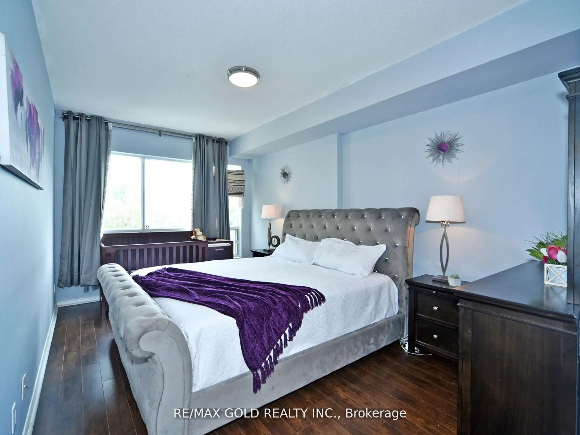 2 Maison Parc Court, #404