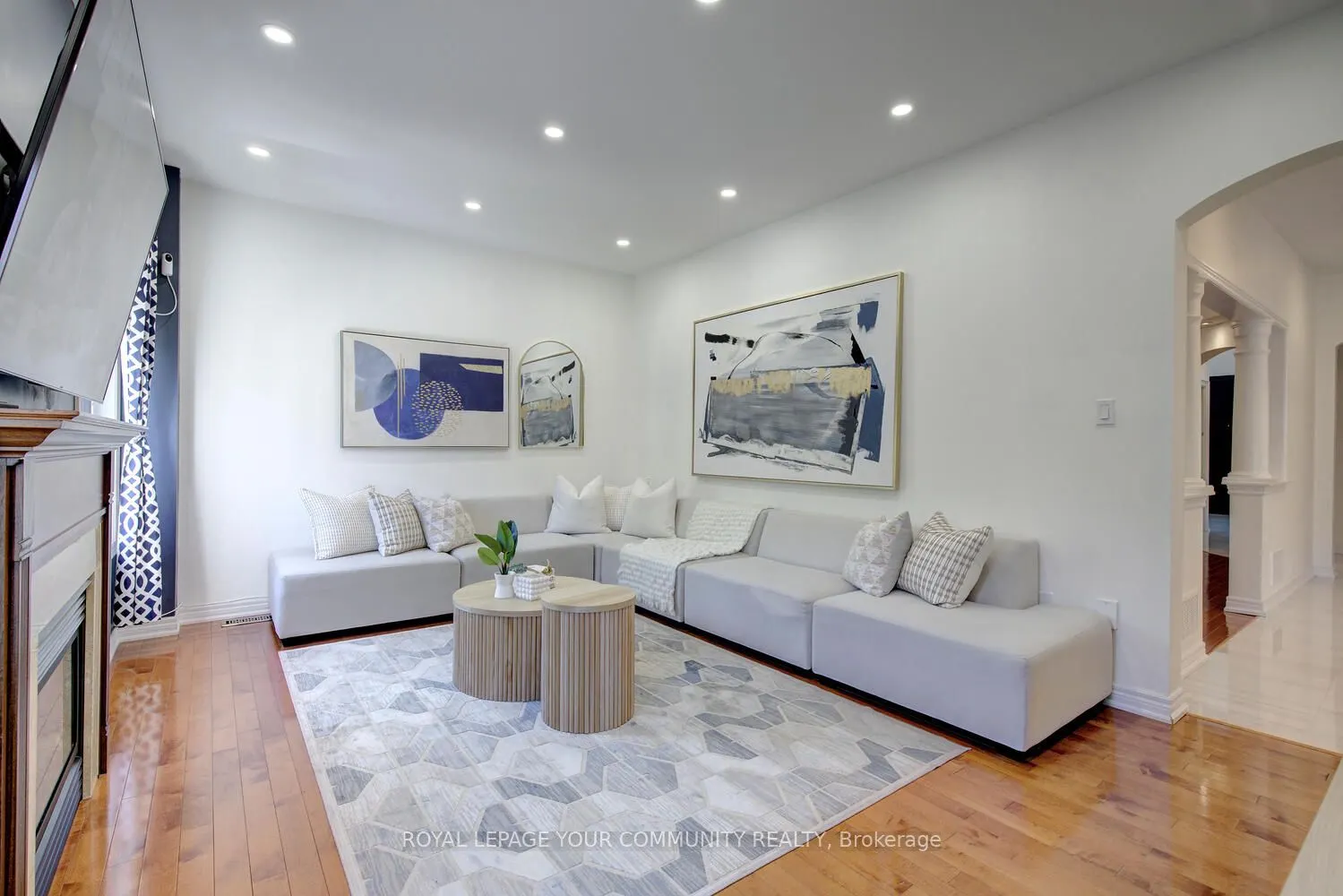 127 Golden Forest Road