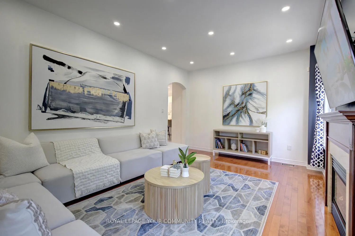 127 Golden Forest Road