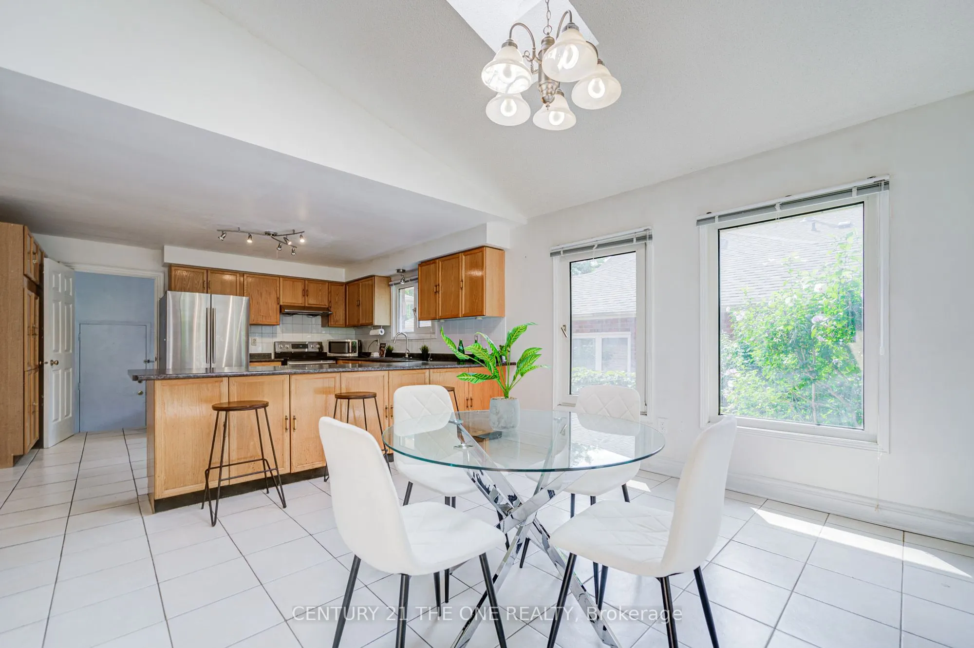 35 Ambleside Crescent